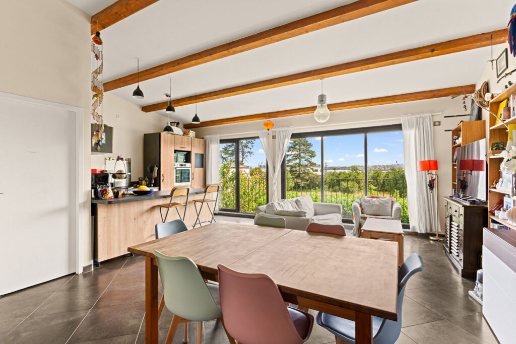 ST GERMAIN AU MONT D’OR , 84m² (112m² AU SOL)