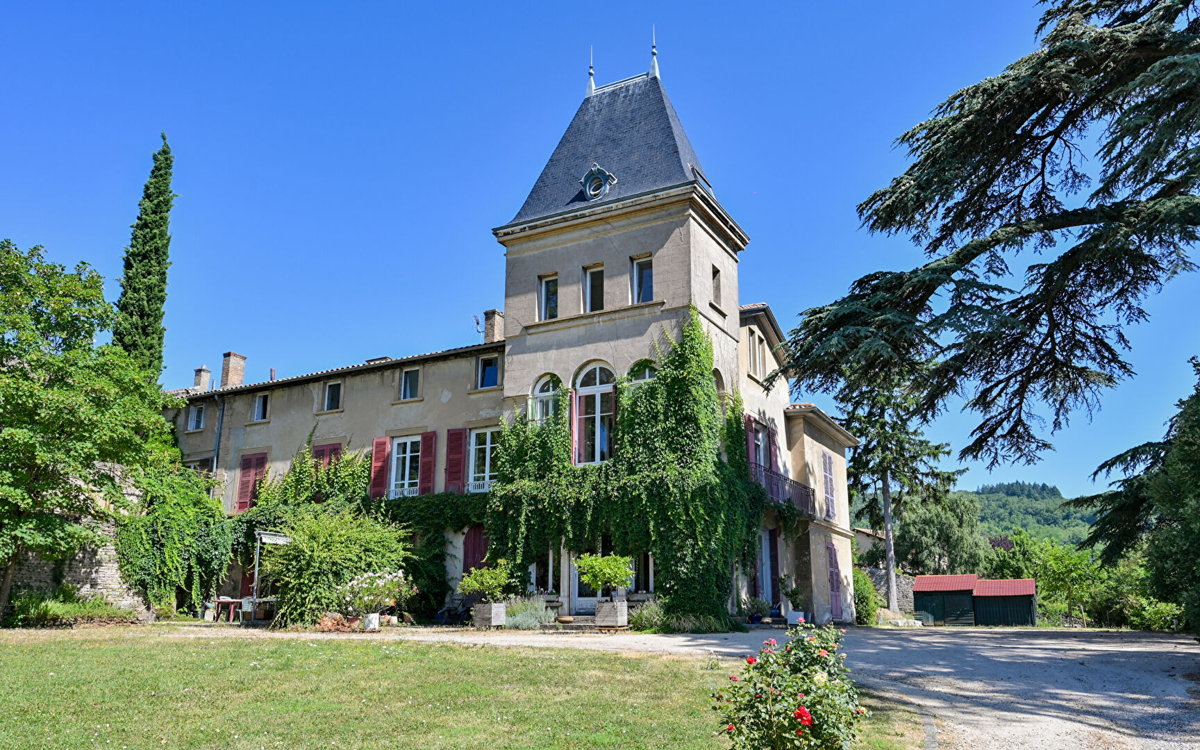 SAINT DIDIER AU MONT D’OR, Appartement de 124.33m² dans parc arboré avec vue sur Lyon et les Alpes