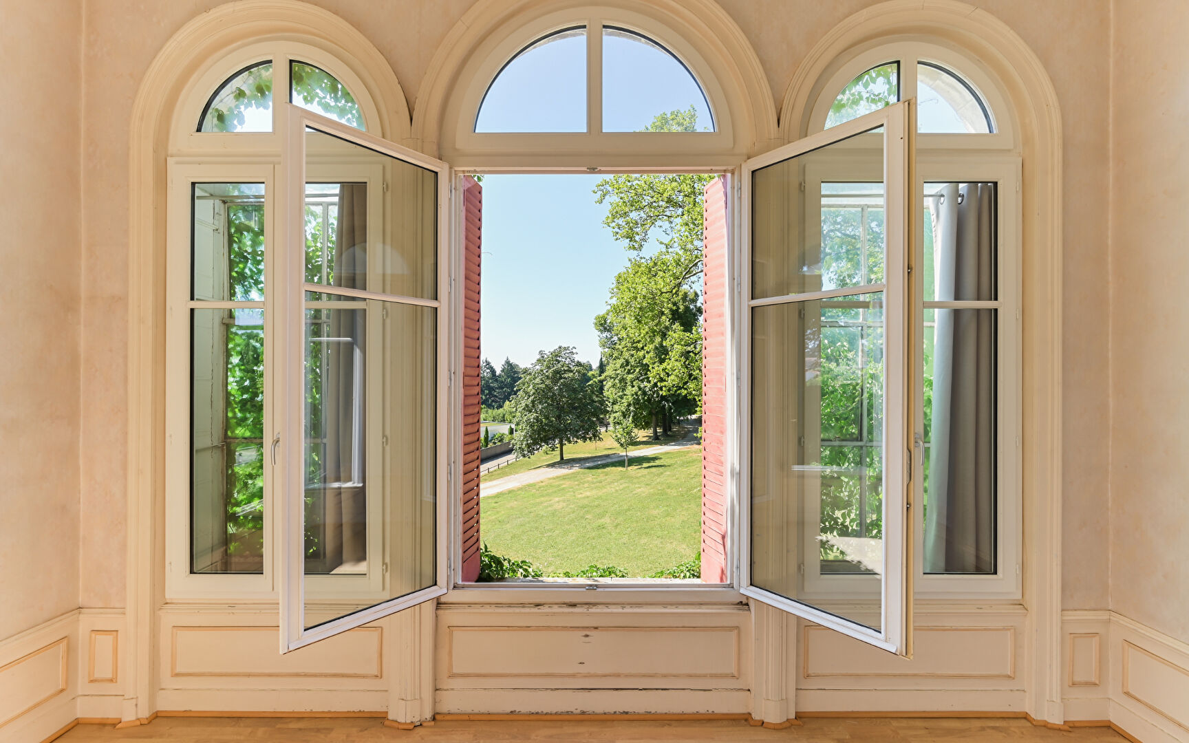 SAINT DIDIER AU MONT D’OR, Appartement de 124.33m² dans parc arboré avec vue sur Lyon et les Alpes