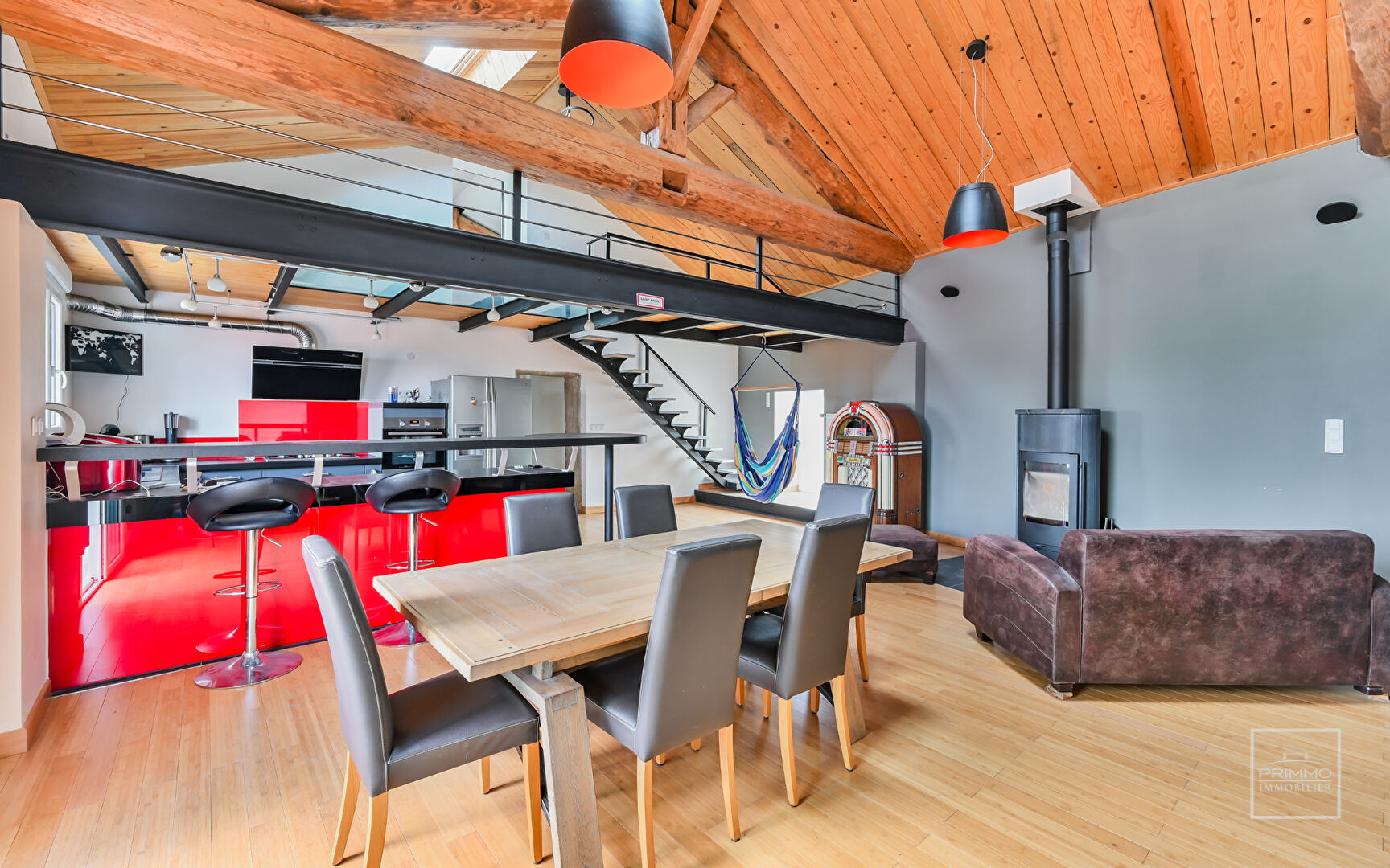 Exclusivité Chasselay – Maison de 164 m² & appartement de 71 m² avec terrasse