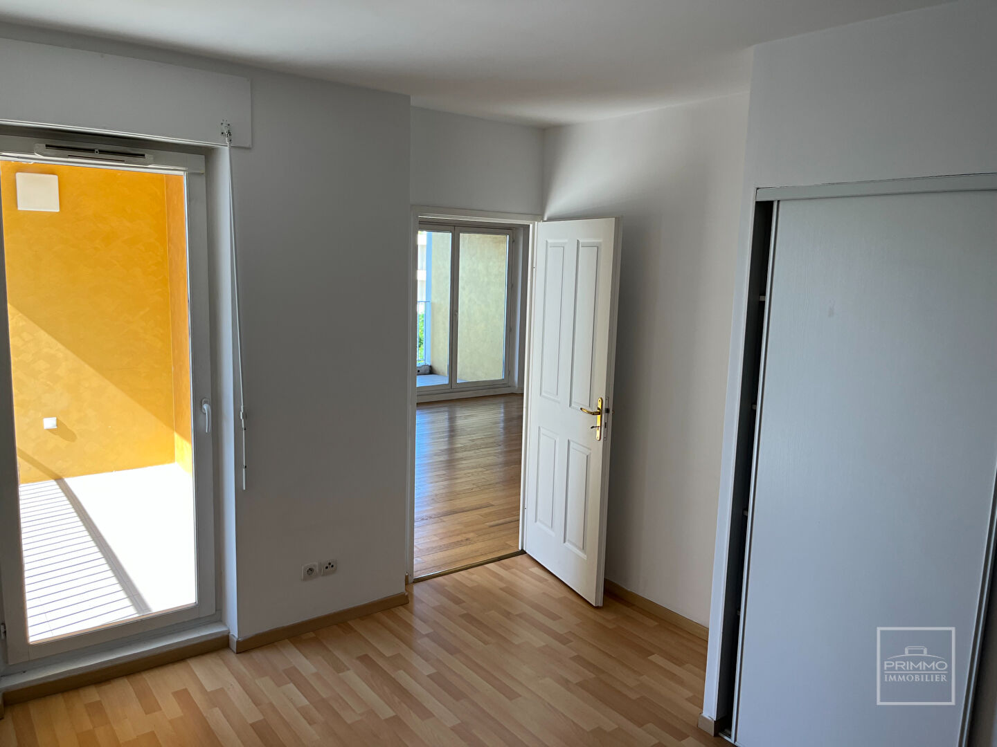 LYON 8, ETAGE ELEVE & VUE FOURVIERE, 3 BALCONS, 79.14m²