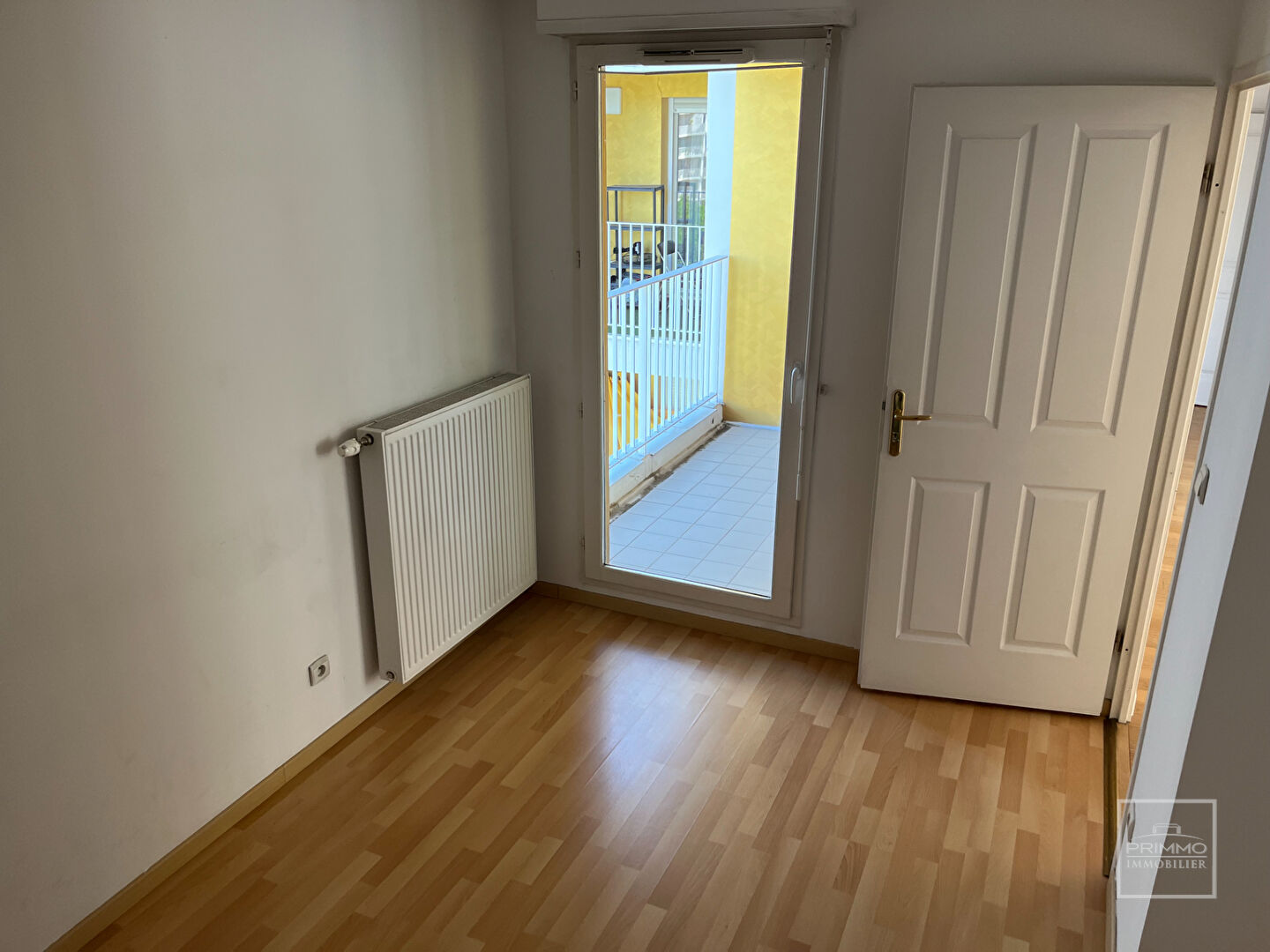LYON 8, ETAGE ELEVE & VUE FOURVIERE, 3 BALCONS, 79.14m²