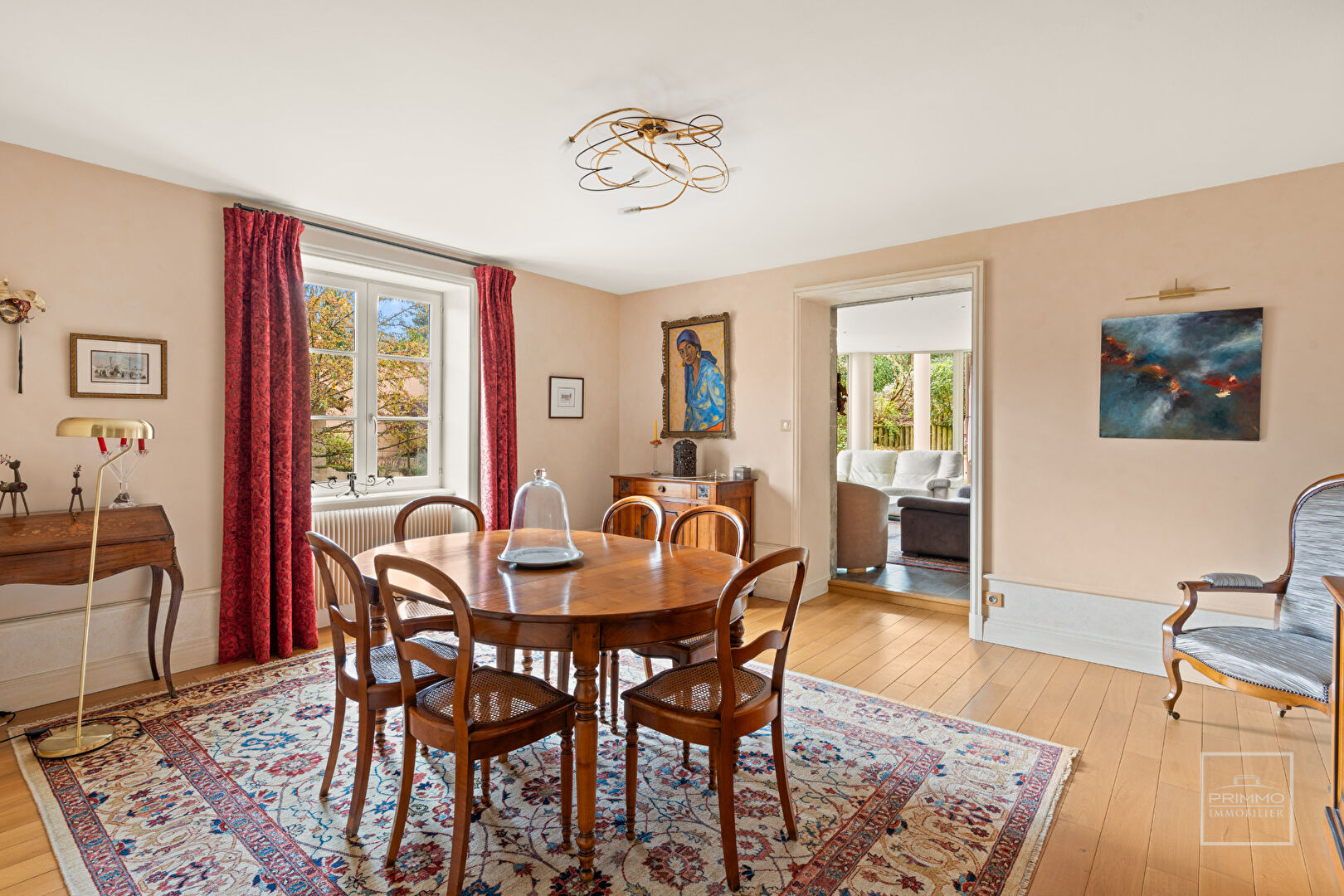 CURIS AU MONT D’OR, Maison de 325 m² en pierres dorées, 6 chambres + Studio