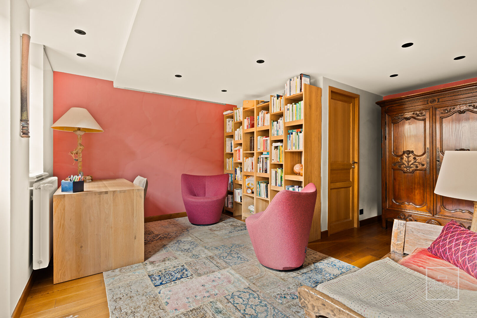 CURIS AU MONT D’OR, Maison de 325 m² en pierres dorées, 6 chambres + Studio