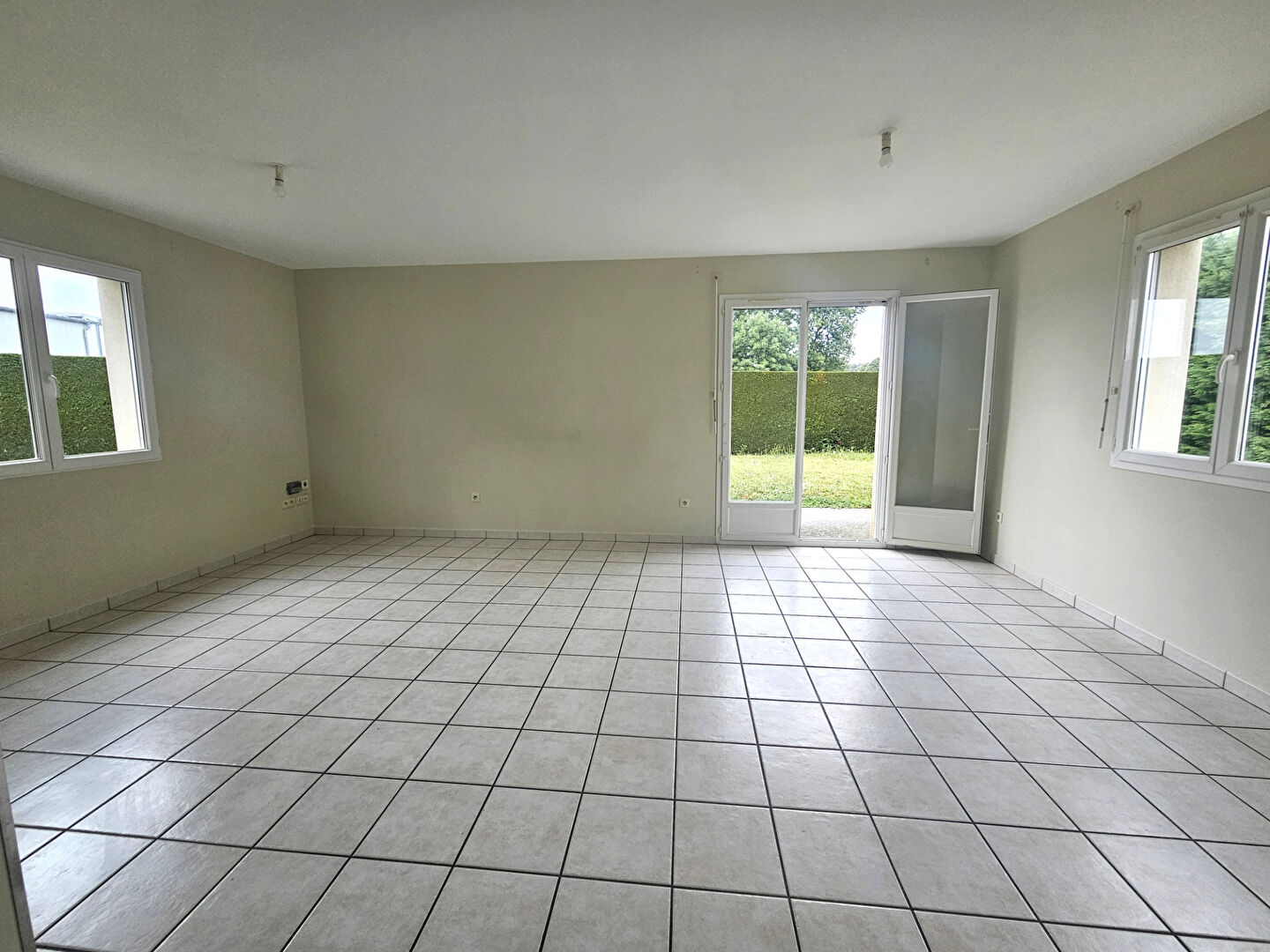 Maison TRAMOYES 5 Pièces 122 m²