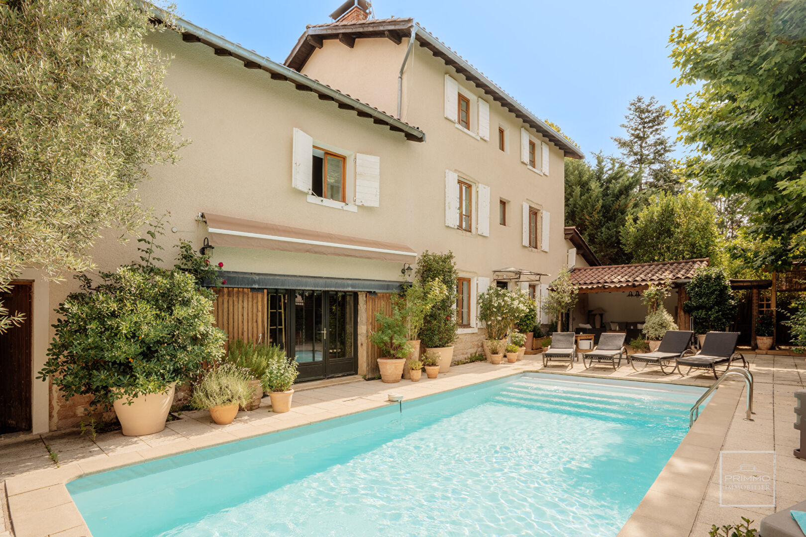 SAINT BERNARD – Maison de charme 271 m2 avec piscine