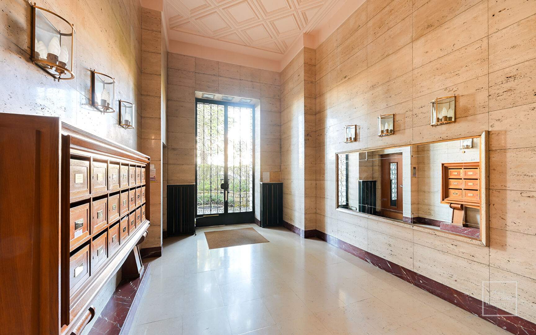 Appartement de standing rénové – T4