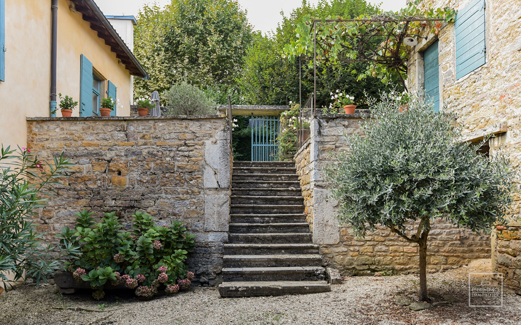 Saint Didier Au Mont D Or Magnifique propriété ancienne avec dépendances