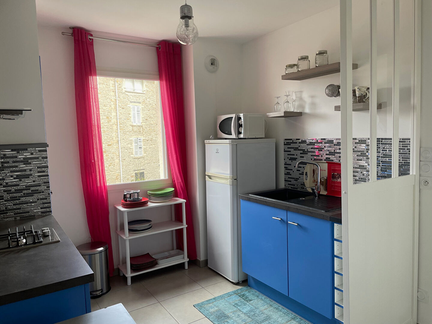 ANSE – APPARTEMENT  T2 DERNIER ETAGE DE 42M² AVEC ASCENSEUR