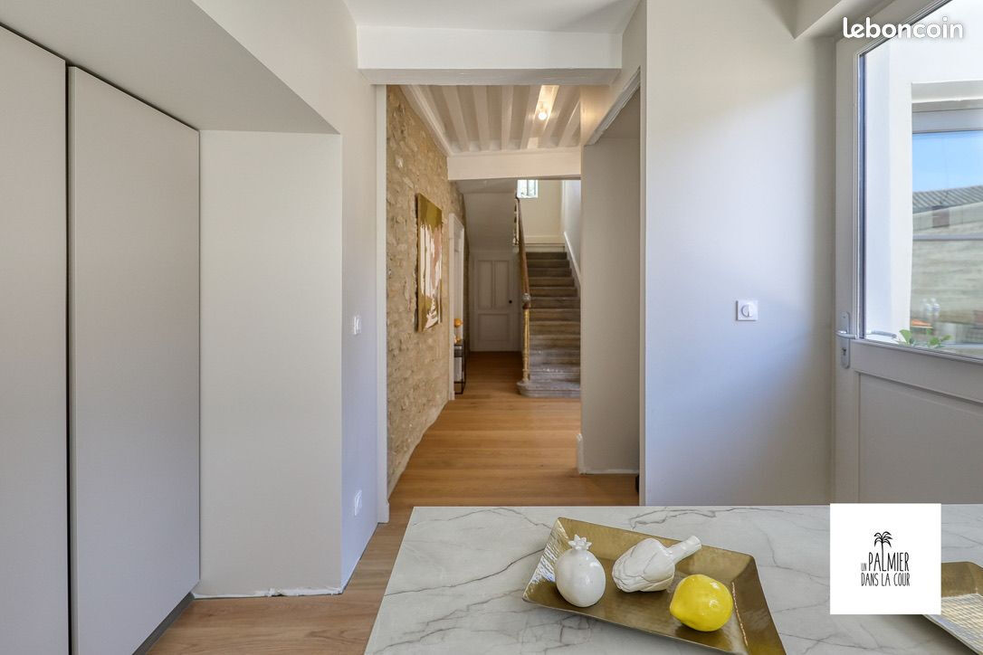 SAINT CYR AU MONT D’OR, Maison de charme du XIXème rénovée de145m² avec cour de 20m²