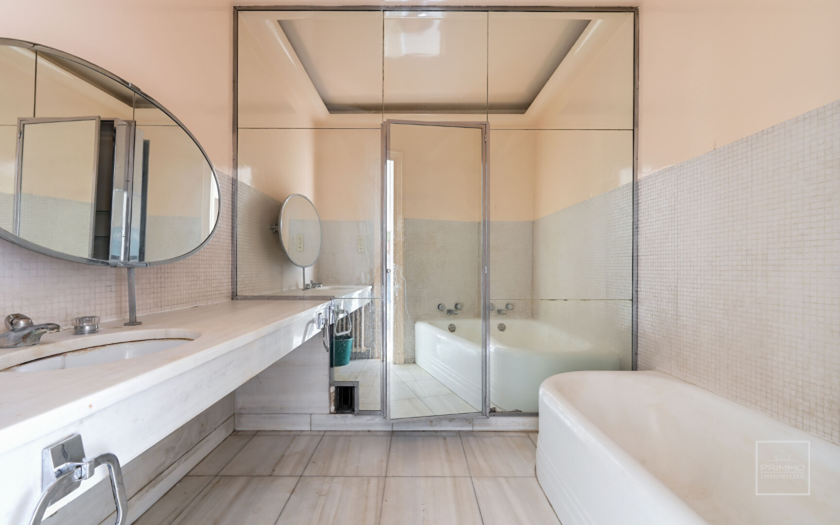LYON 6, AV. GRANDE BRETAGNE, BALCON 20.10m², 135.25m²