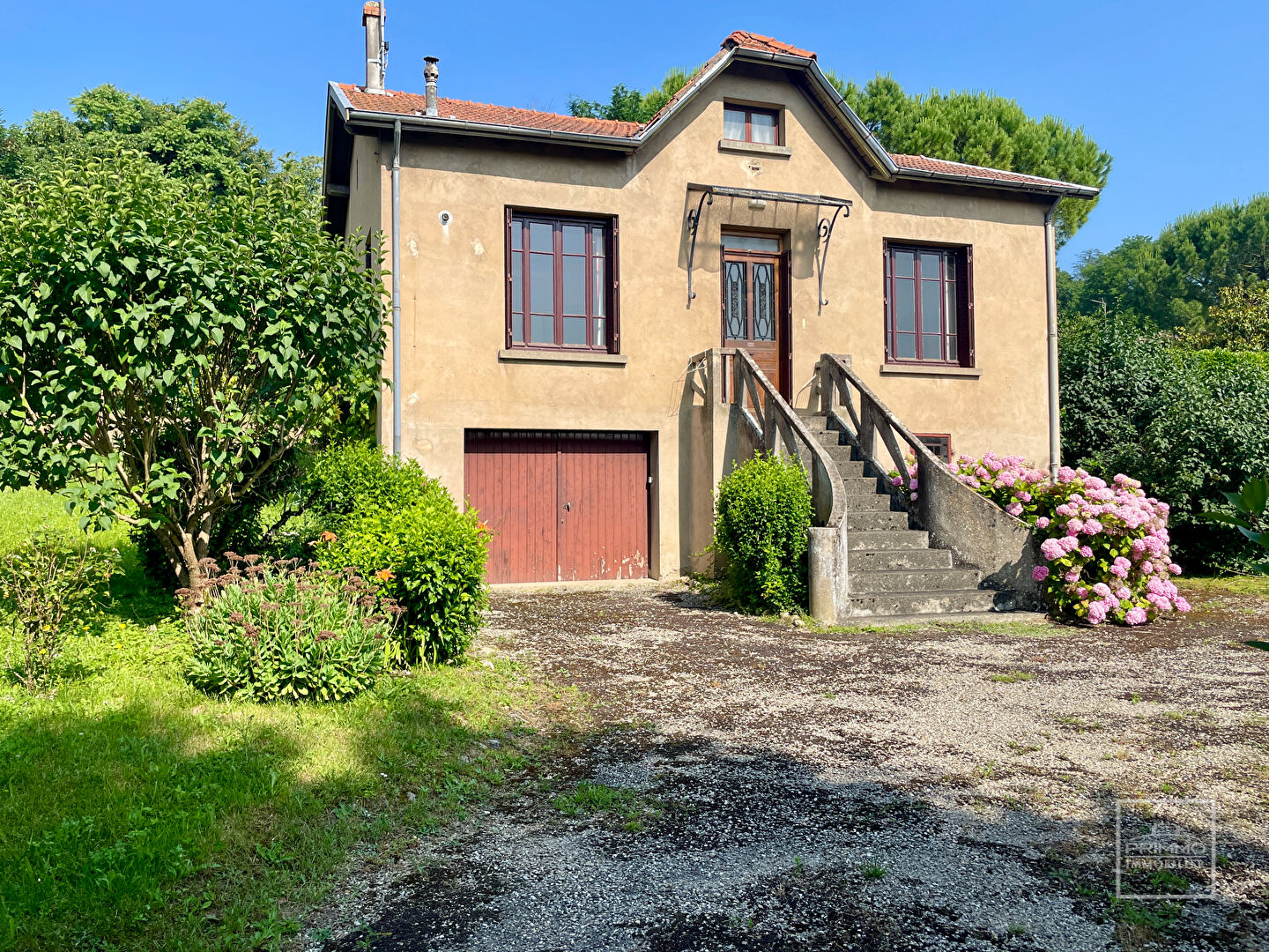 SAINT CYR AU MONT D’OR, Maison 3 Pièces de 66m² à réhabiliter sur 726m² de jardin clos.