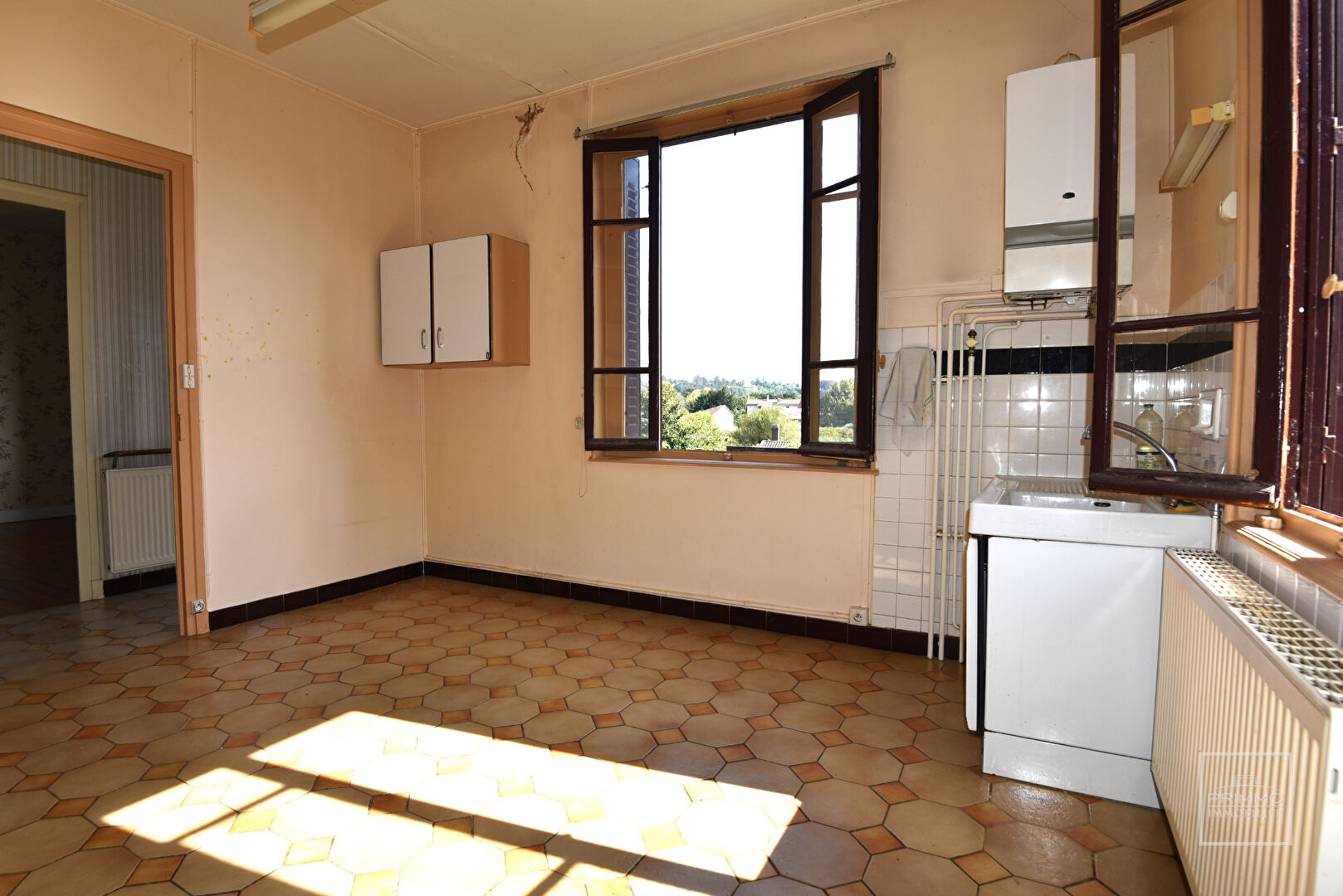 SAINT CYR AU MONT D’OR, Maison 3 Pièces de 66m² à réhabiliter sur 726m² de jardin clos.