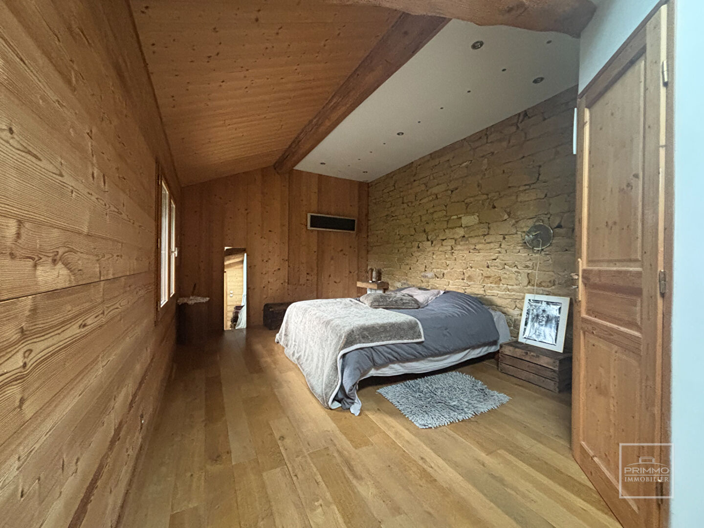 Lissieu – Maison proche du centre de 130 m² avec terrain de 1700 m²