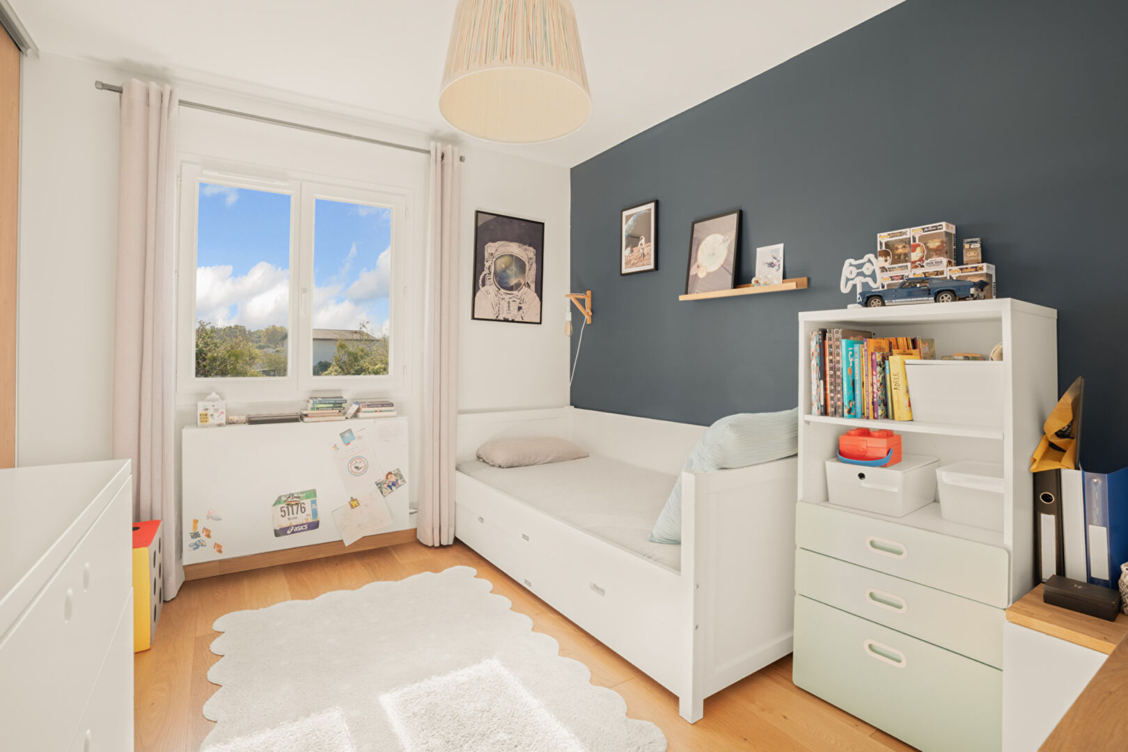 Cailloux-sur-Fontaines – Maison récente – 4 chambres, piscine et garage