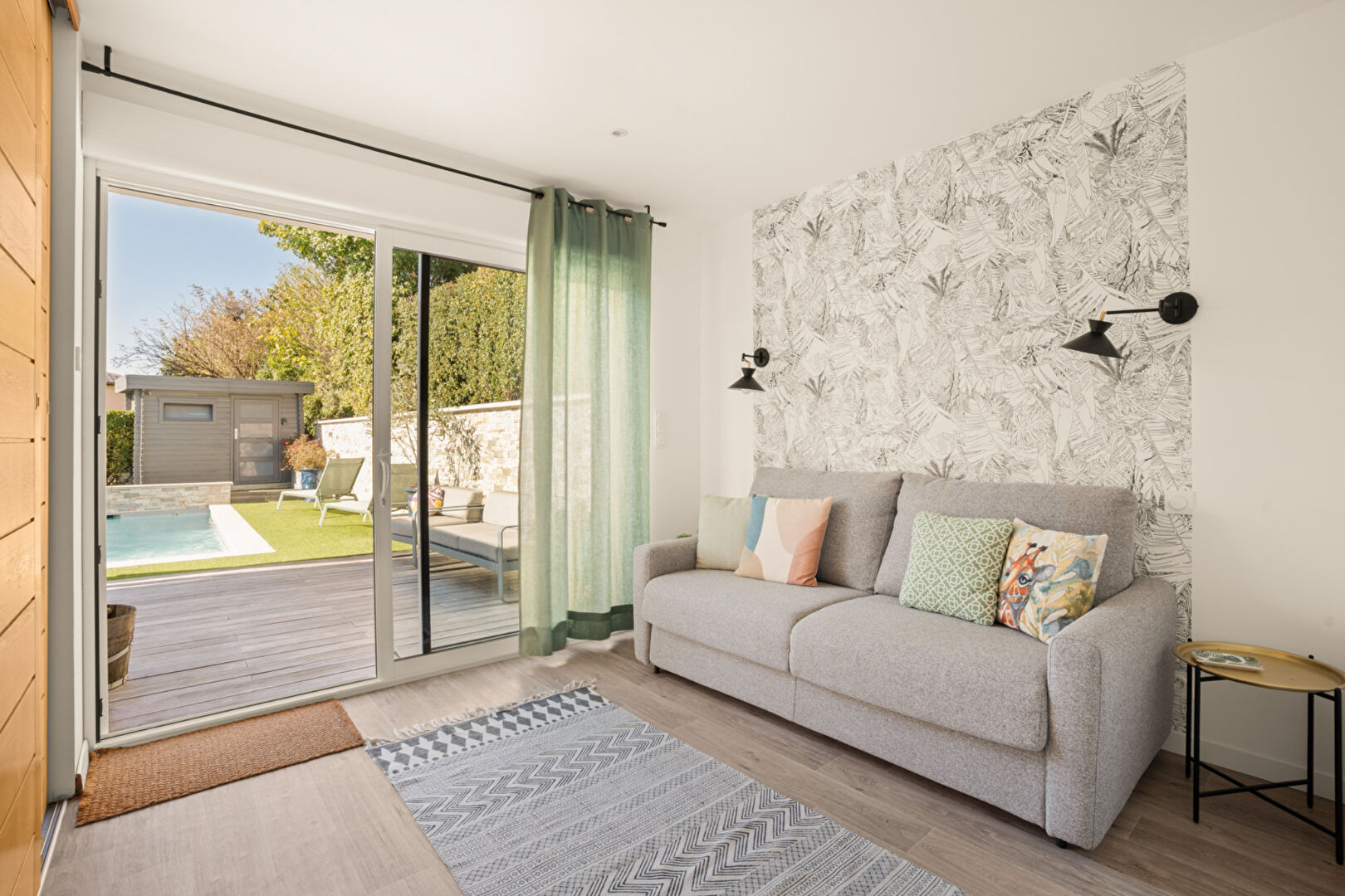 Cailloux-sur-Fontaines – Maison récente – 4 chambres, piscine et garage