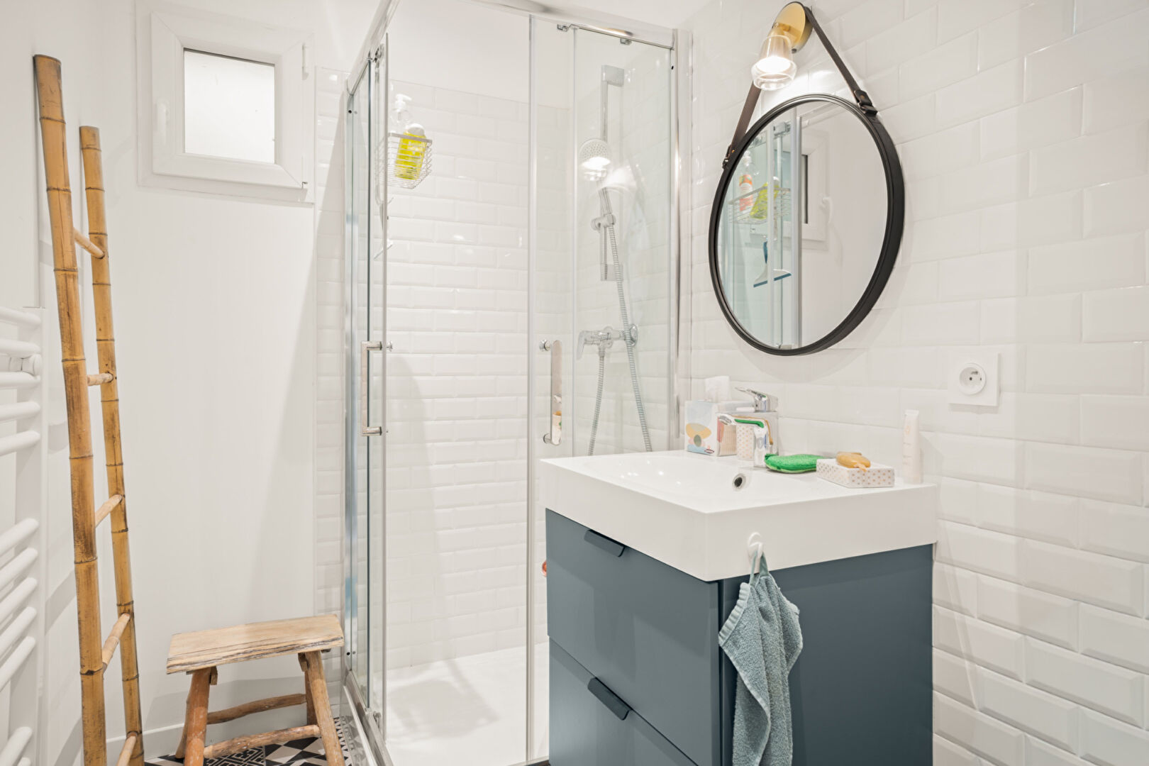 Cailloux-sur-Fontaines – Maison récente – 4 chambres, piscine et garage