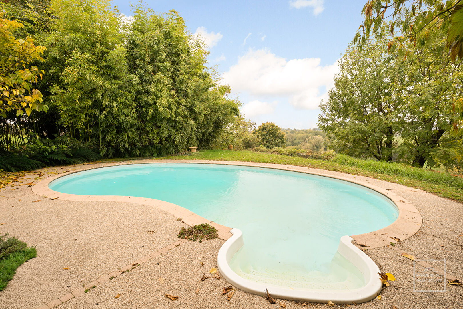 DARDILLY, Maison de 219m² sur 1465m² de terrain avec vue sur les Monts du Lyonnais