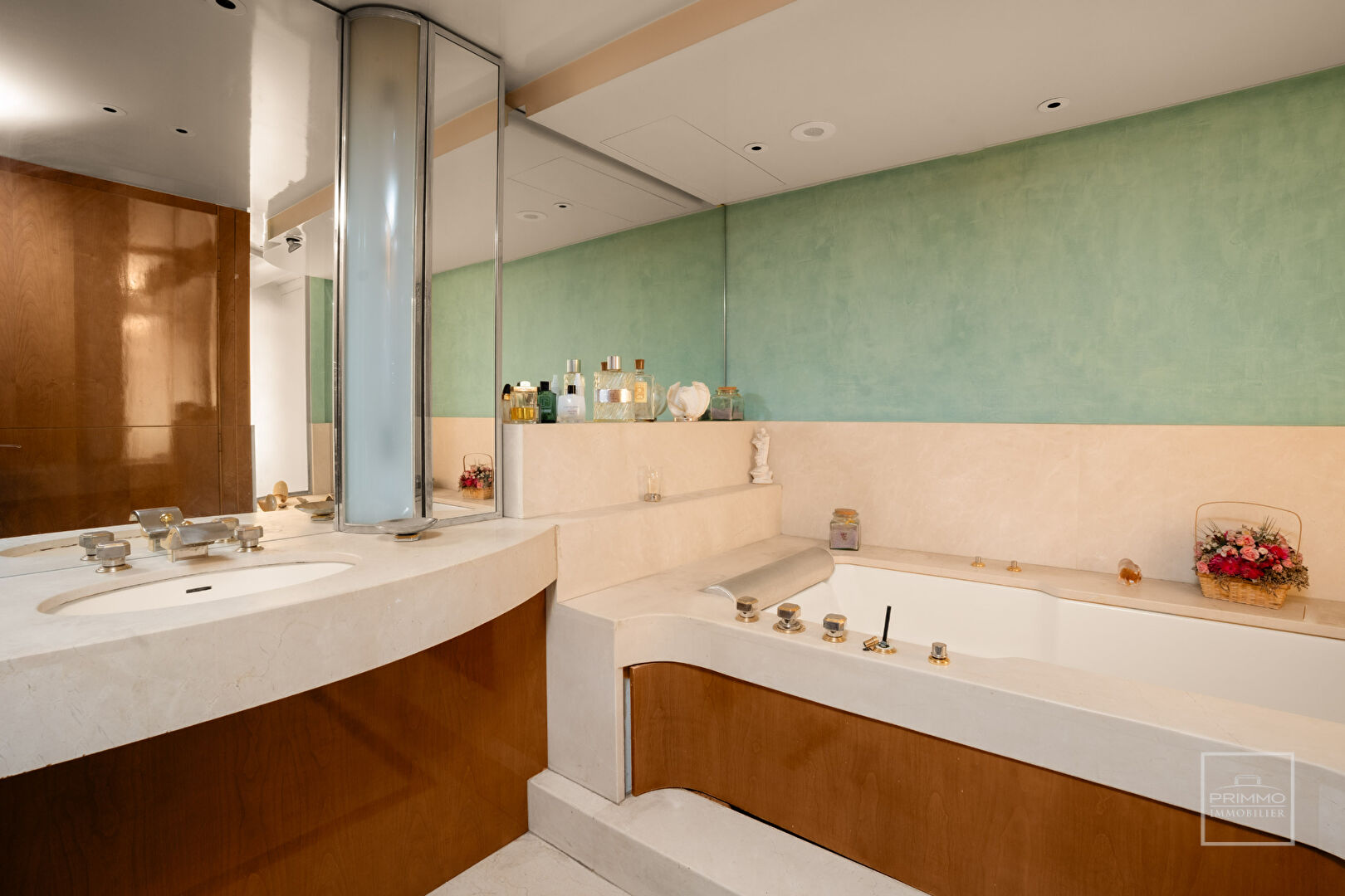 LYON 6, 170.08m², BALCON + TERRASSE