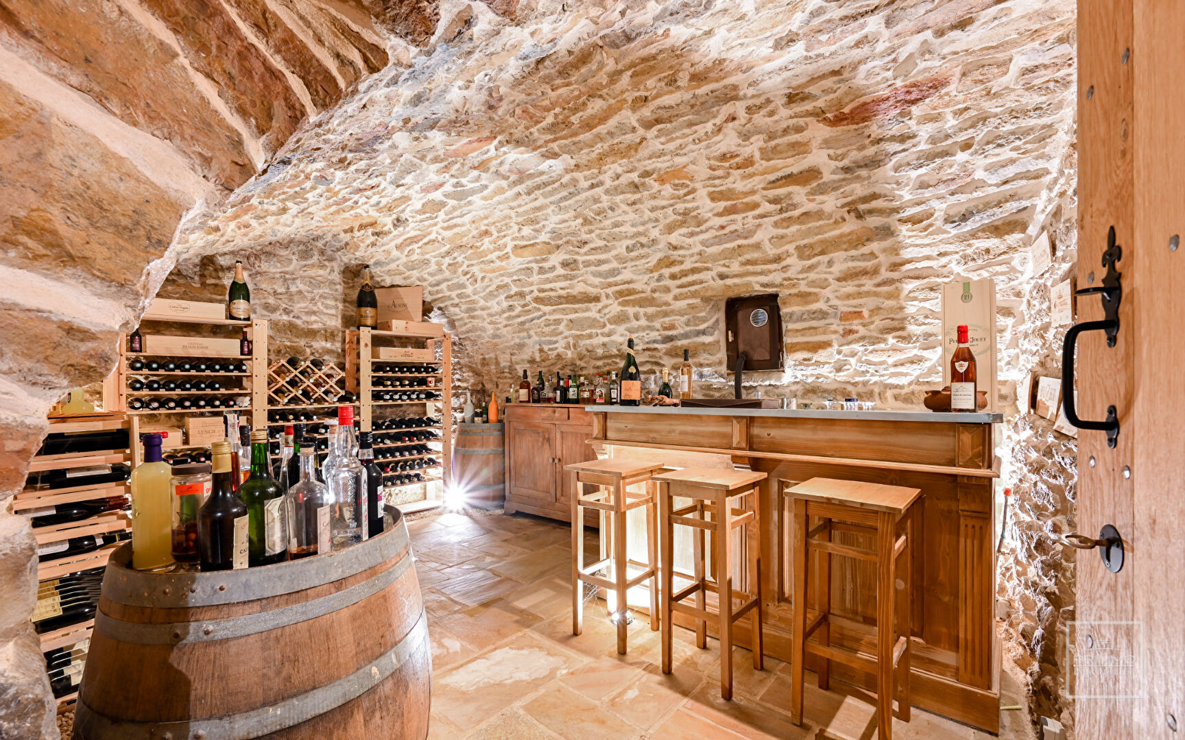 SAINT DIDIER AU MONT D’OR, Maison ancienne de charme d’environ 250 m² avec piscine