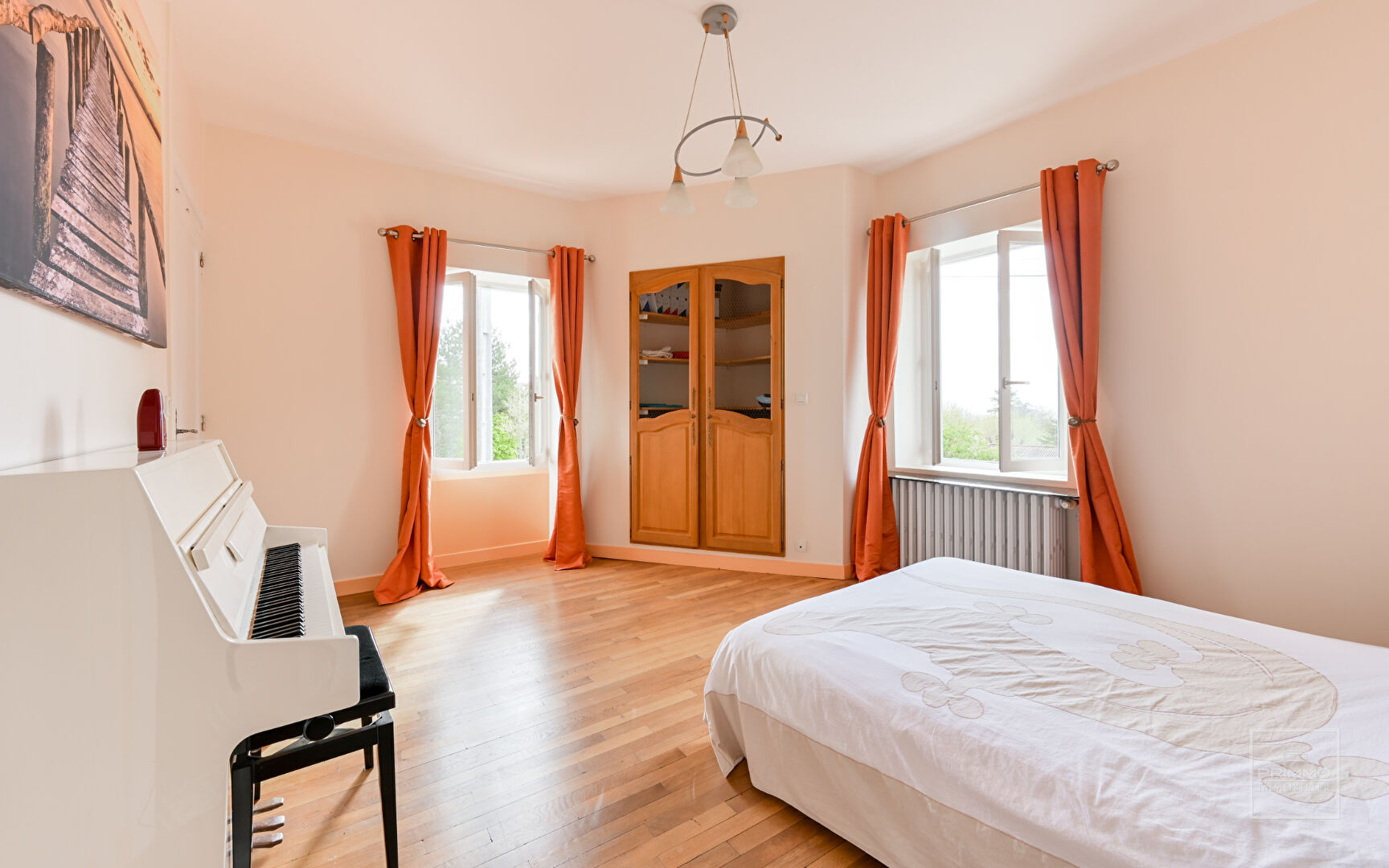 SAINT DIDIER AU MONT D’OR, Maison ancienne de charme d’environ 250 m² avec piscine