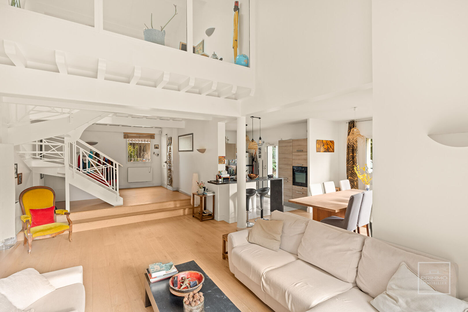 SAINT DIDIER AU MONT D’OR Maison d’architecte de 230m² au calme sans vis à vis