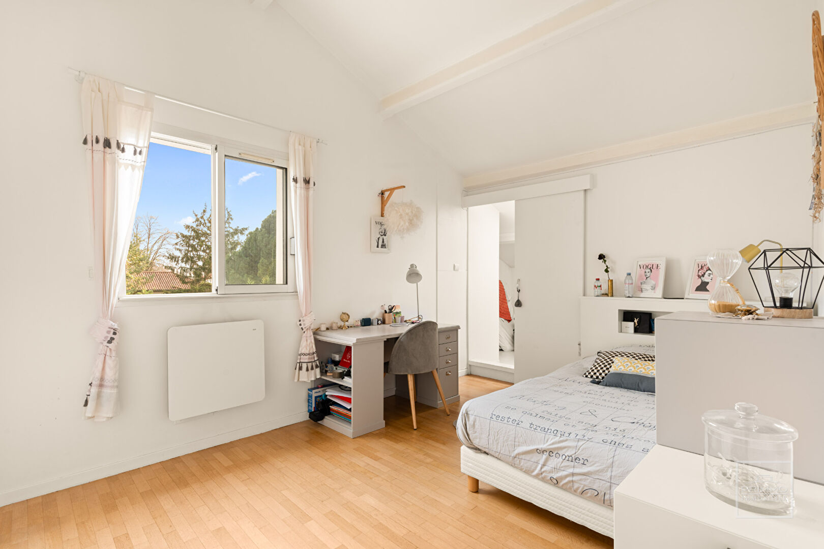 SAINT DIDIER AU MONT D’OR Maison d’architecte de 230m² au calme sans vis à vis