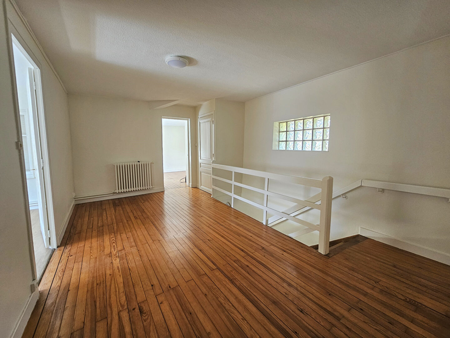 Maison CHASSELAY 4 Pièces 100 m² – Grand terrain