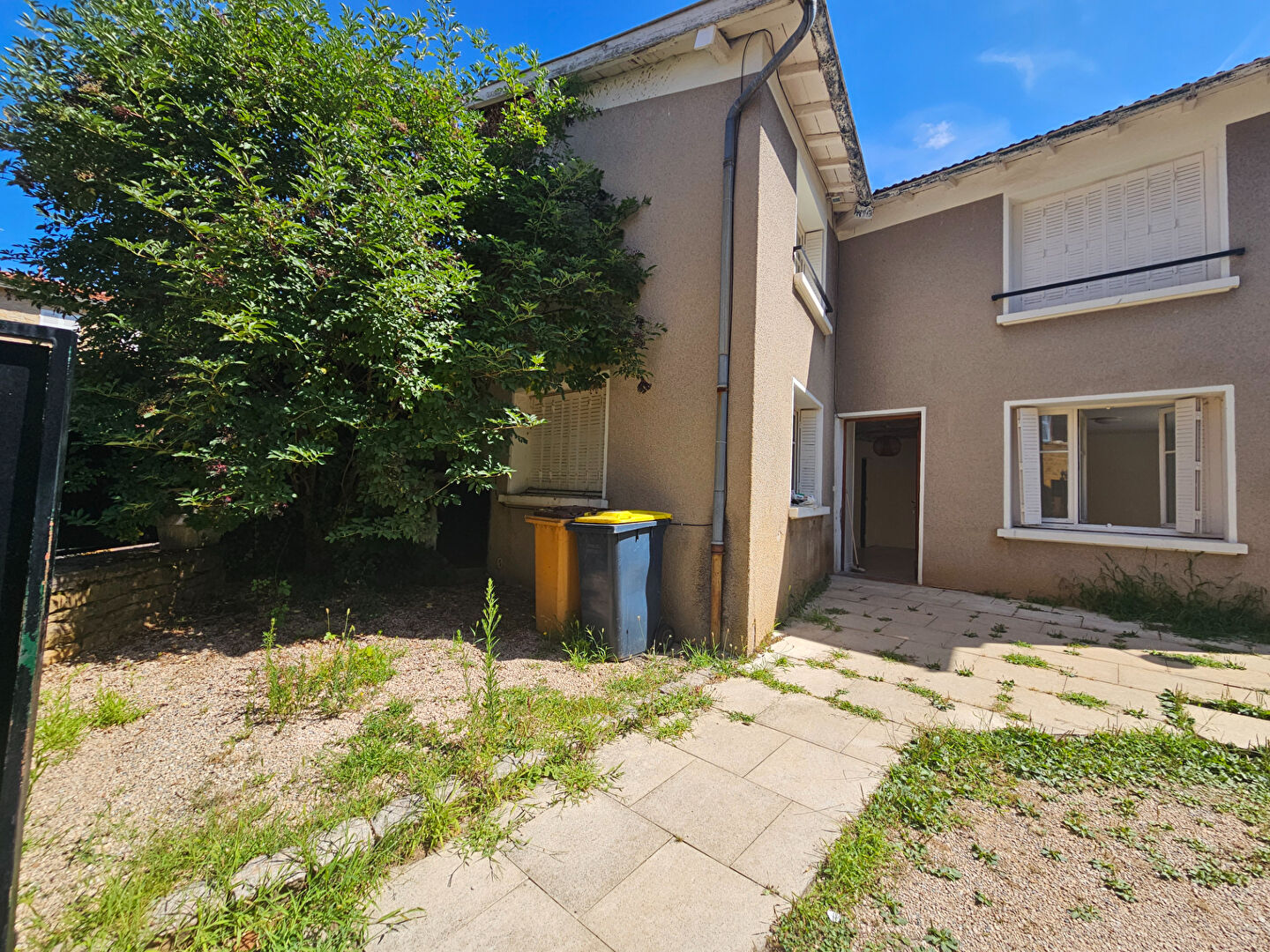 Maison CHASSELAY 4 Pièces 100 m² – Grand terrain