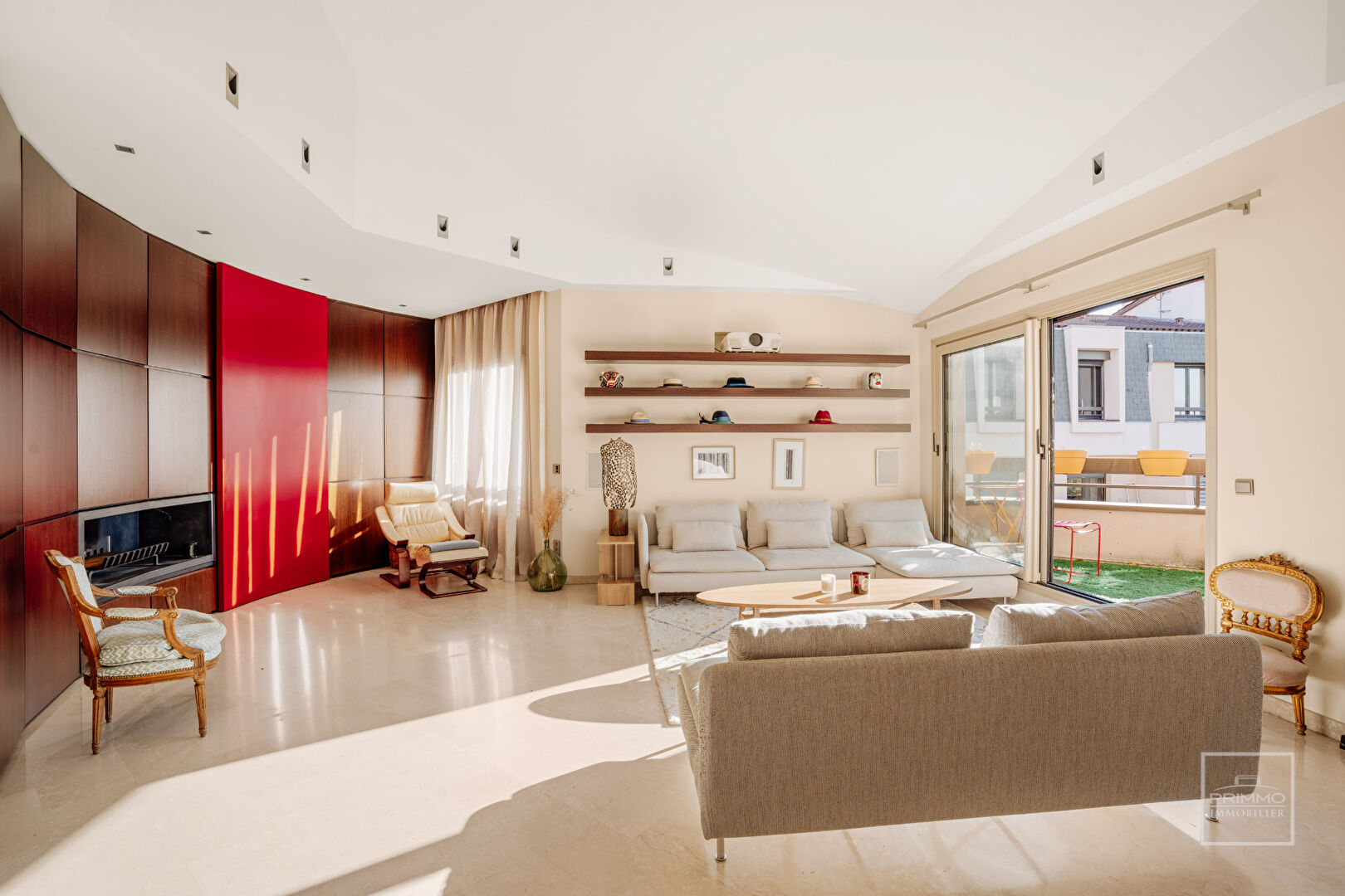 LYON 4ème Croix-Rousse, en dernier étage, Appartement 6 pièces de 196m² avec vue