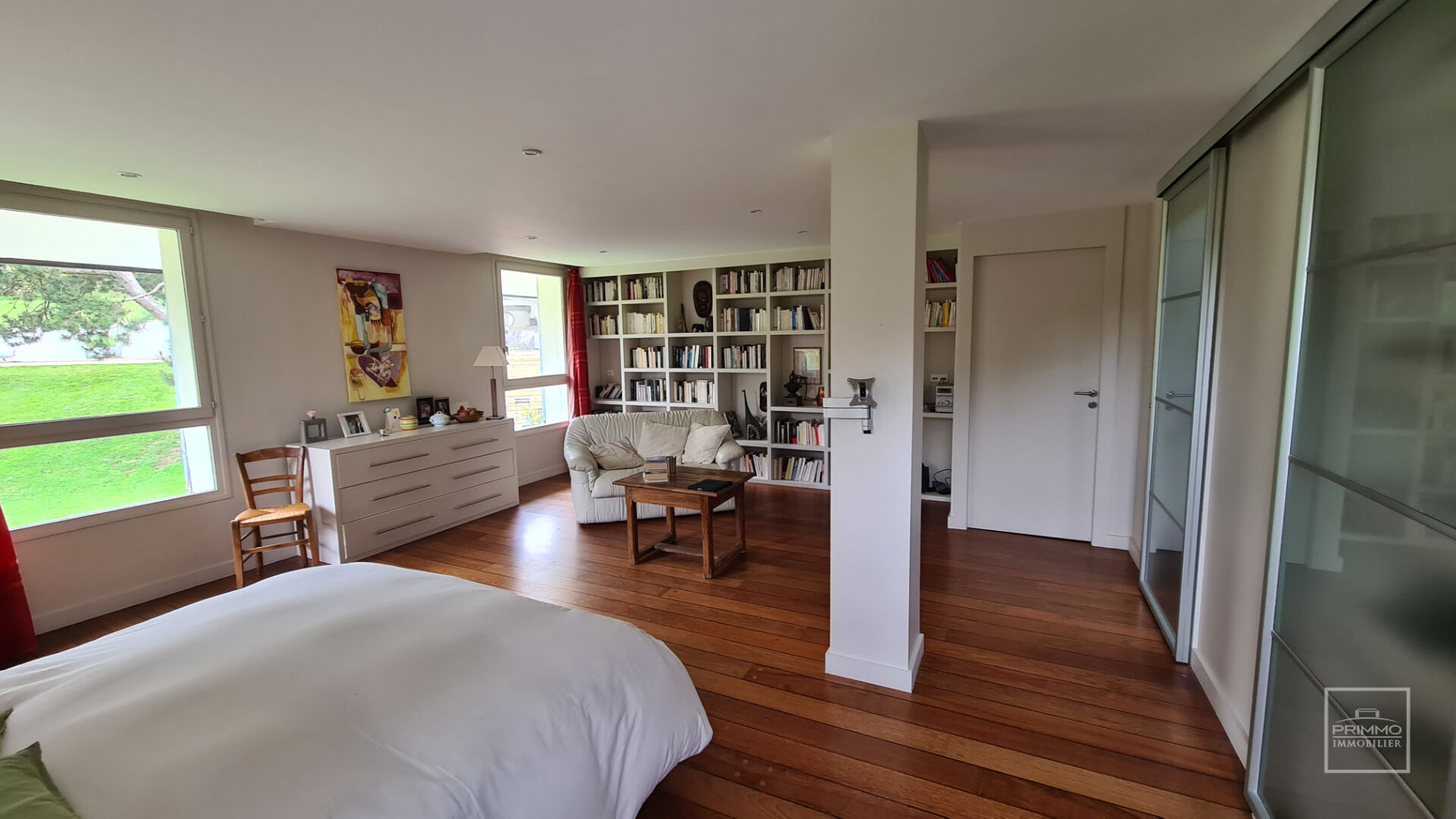 Saint Cyr , Maison de 295m²  sur un magnifique terrain de 4365m²