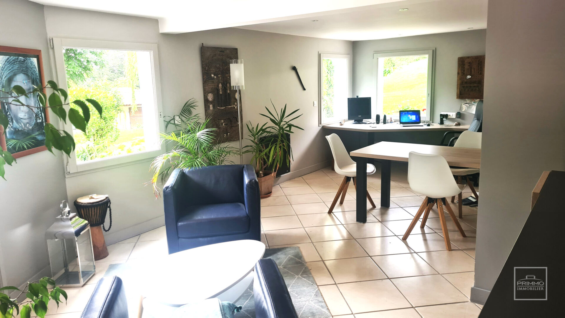 Saint Cyr , Maison de 295m²  sur un magnifique terrain de 4365m²