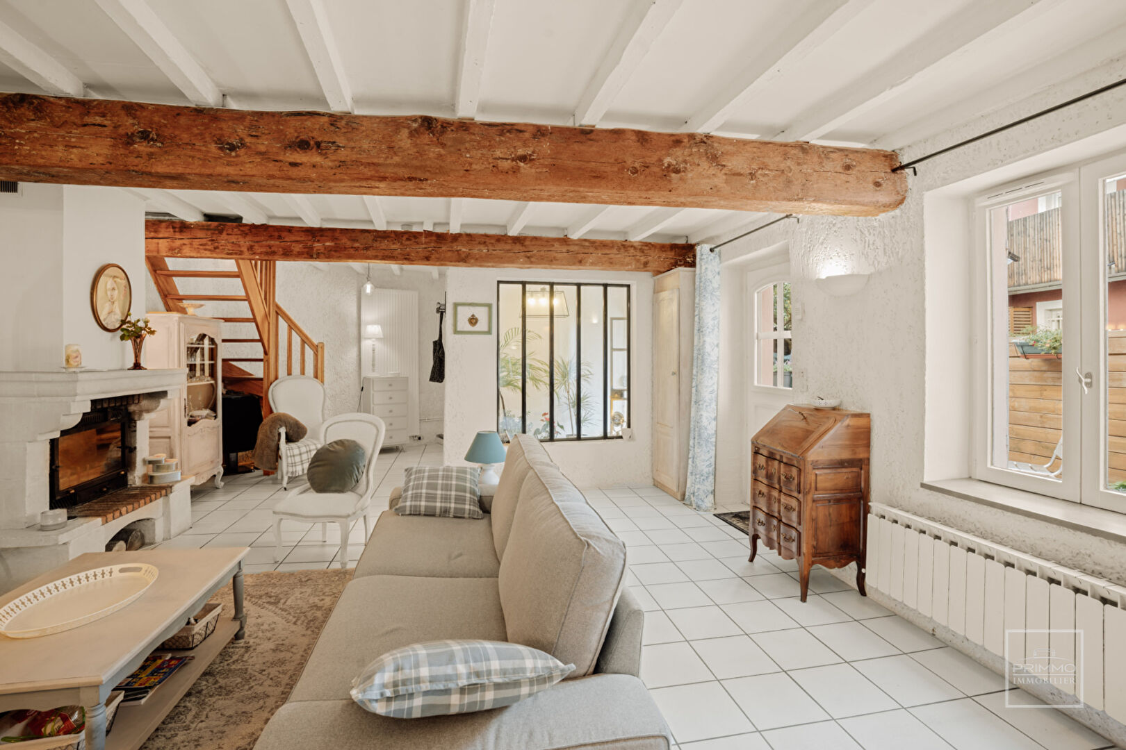 Fontaines-sur-Saône – Maison ancienne 150m² – Terrasse – Cave aménagée