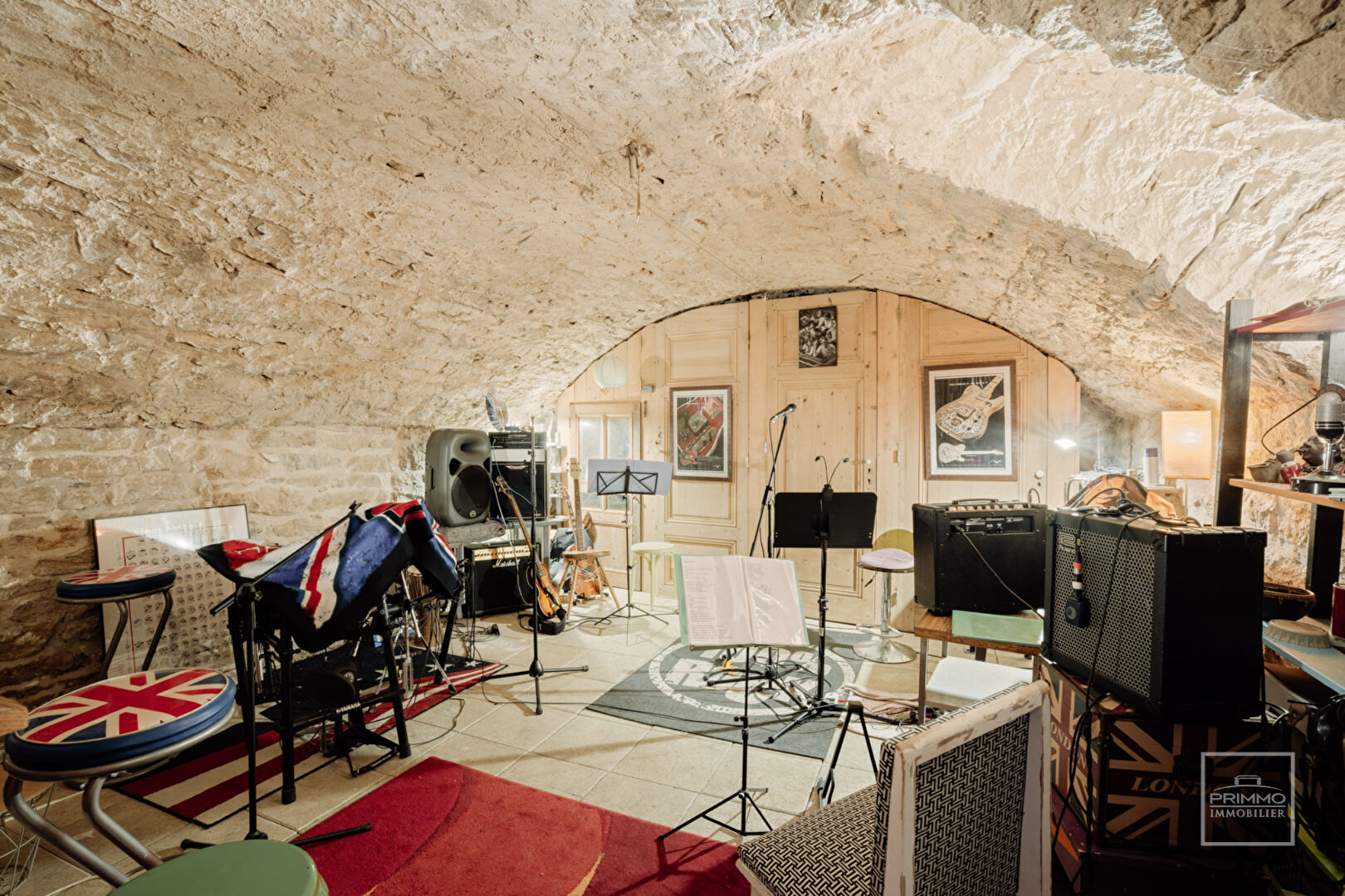Fontaines-sur-Saône – Maison ancienne 150m² – Terrasse – Cave aménagée