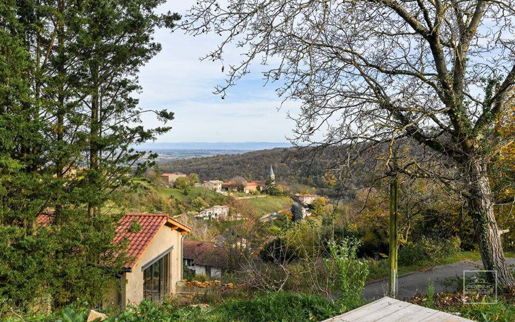 Poleymieux Maison récente 6 pièces de 150m² avec piscine chauffée,garage de 50m².