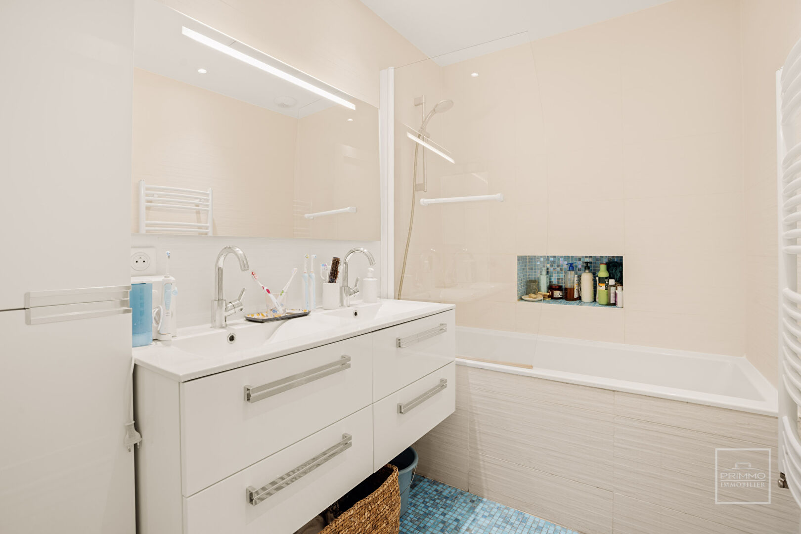 LYON 6, TETE D’OR, 92.56m², DEUX BALCONS