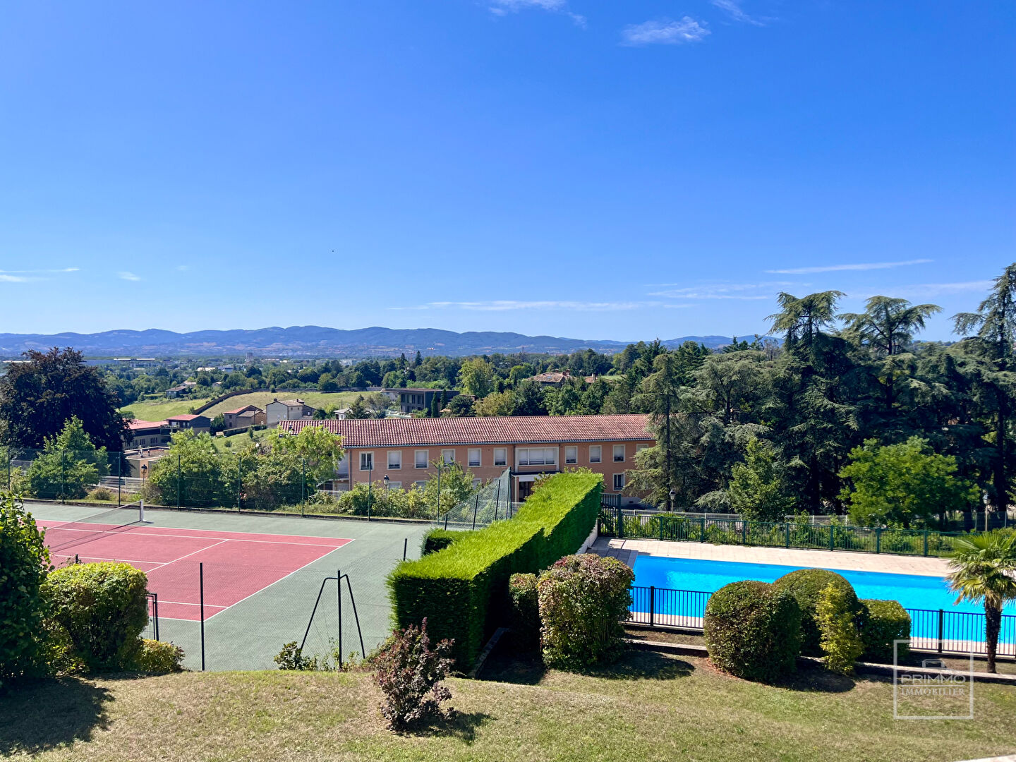 T4 – Résidence de Standing avec piscine et tennis- Centre Saint Didier au Mont d’Or