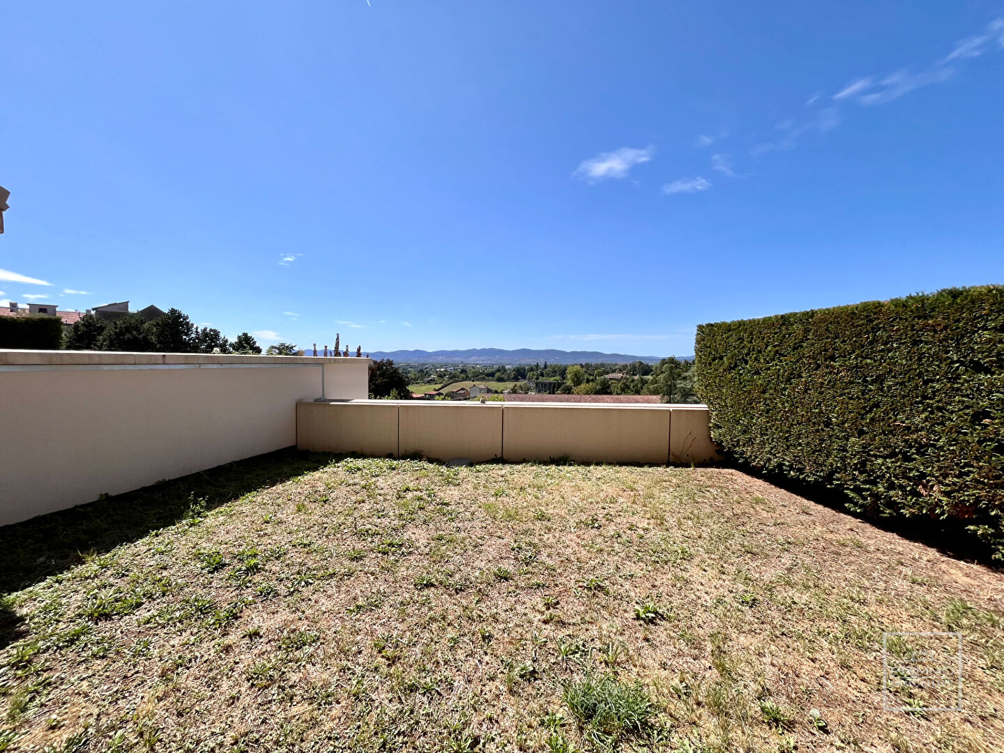 T4 – Résidence de Standing avec piscine et tennis- Centre Saint Didier au Mont d’Or