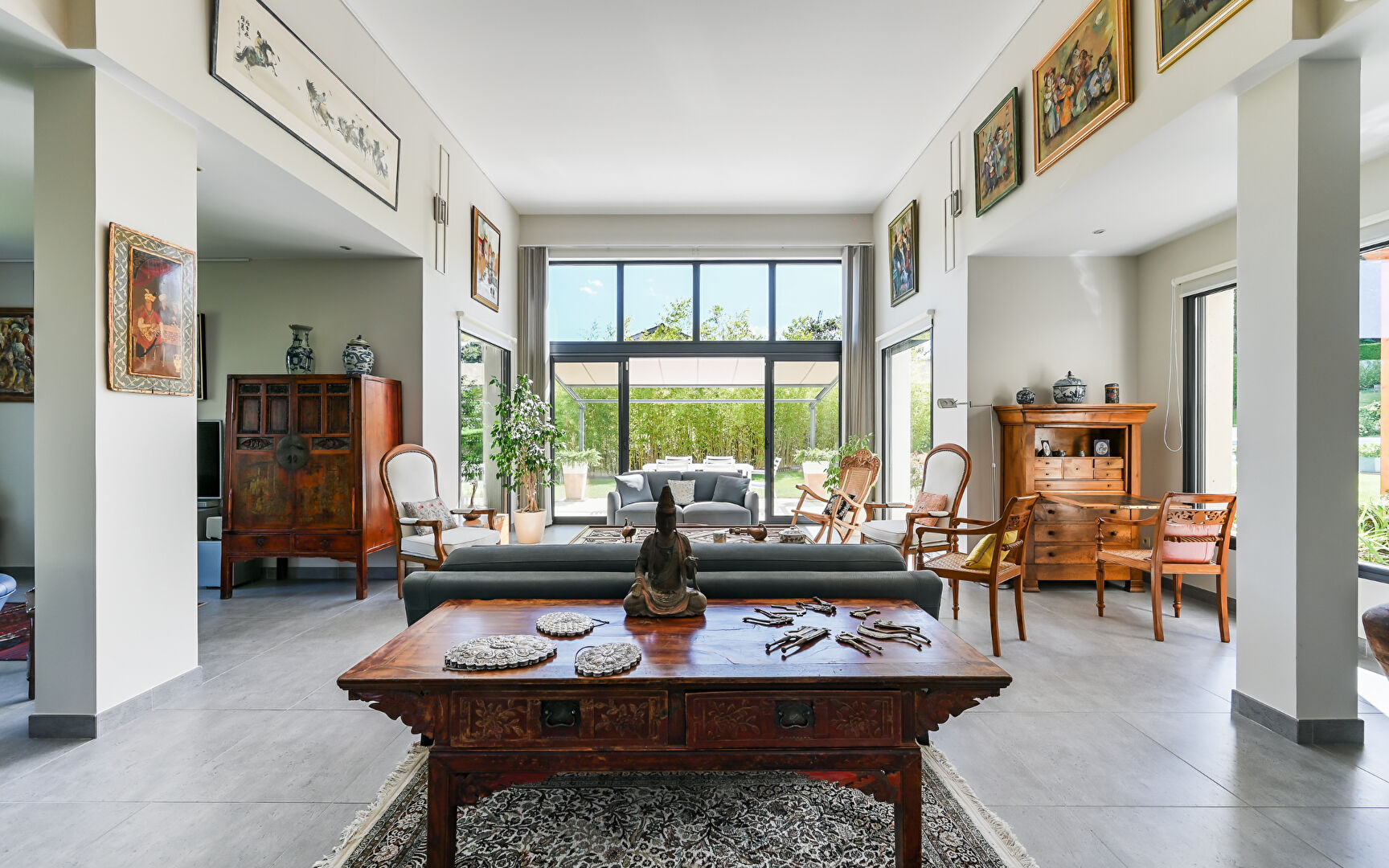 SAINT CYR AU MONT D’OR, Maison familiale de 261m²  sur un magnifique terrain paysager de 3000m²