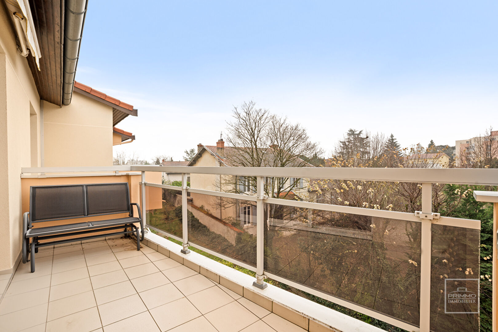 SATHONAY CAMP, DERNIER ETAGE, 84.06m² AVEC TERRASSE