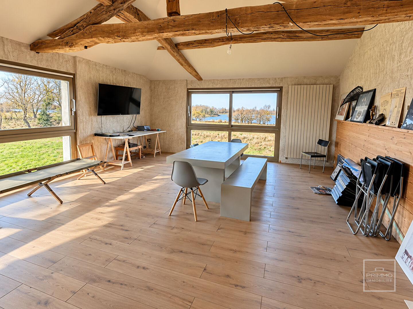 Lapeyrouse, Domaine de 118hectares, avec étang et terrain de chasse