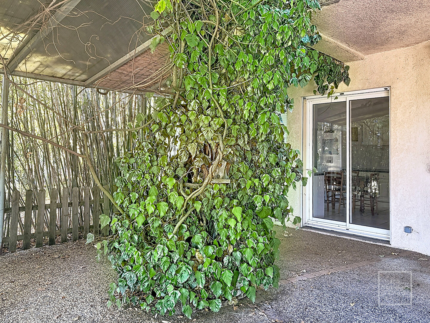 DARDILLY, Maison de 219m² sur 1465m² de terrain avec vue sur les Monts du Lyonnais