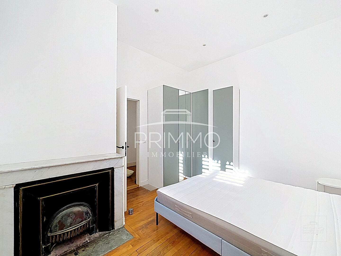 LYON 2E – AINAY – APPARTEMENT 81,25 M² – CHARME DE L&rsquo;ANCIEN – RÉNOVATION DE QUALITÉ – PARKING