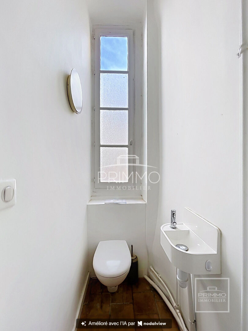 LYON 2E – AINAY – APPARTEMENT 81,25 M² – CHARME DE L&rsquo;ANCIEN – RÉNOVATION DE QUALITÉ – PARKING