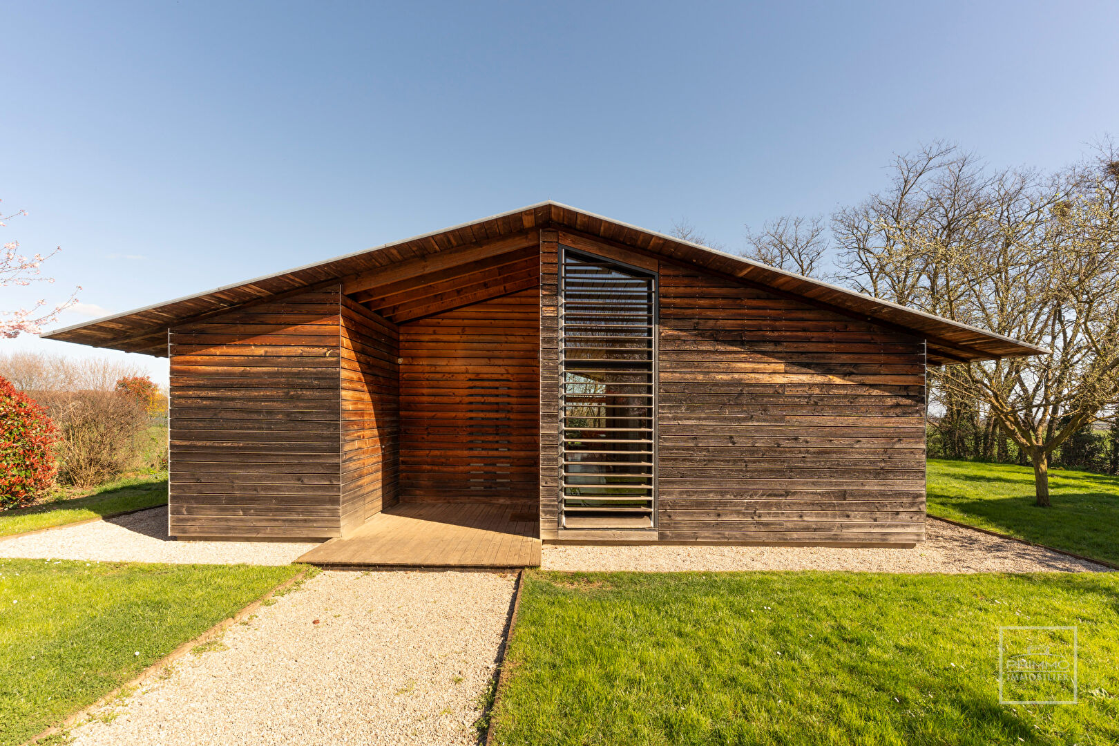 MONTANAY – Maison PLAIN PIED 5 chambres , jardin de 1153 m²