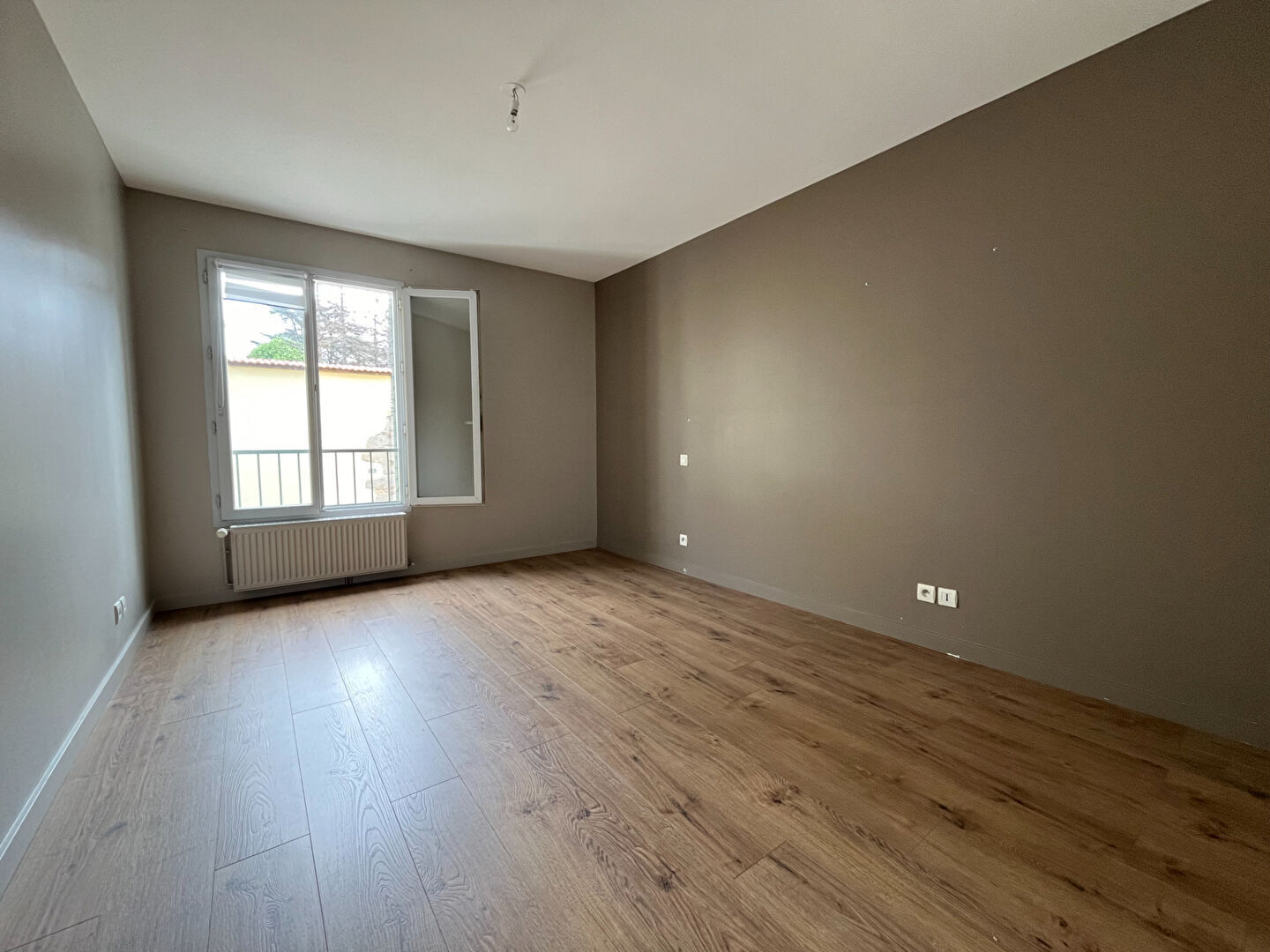 T3 Coeur de Saint Cyr au Mont d&rsquo;Or –  95.48 m2