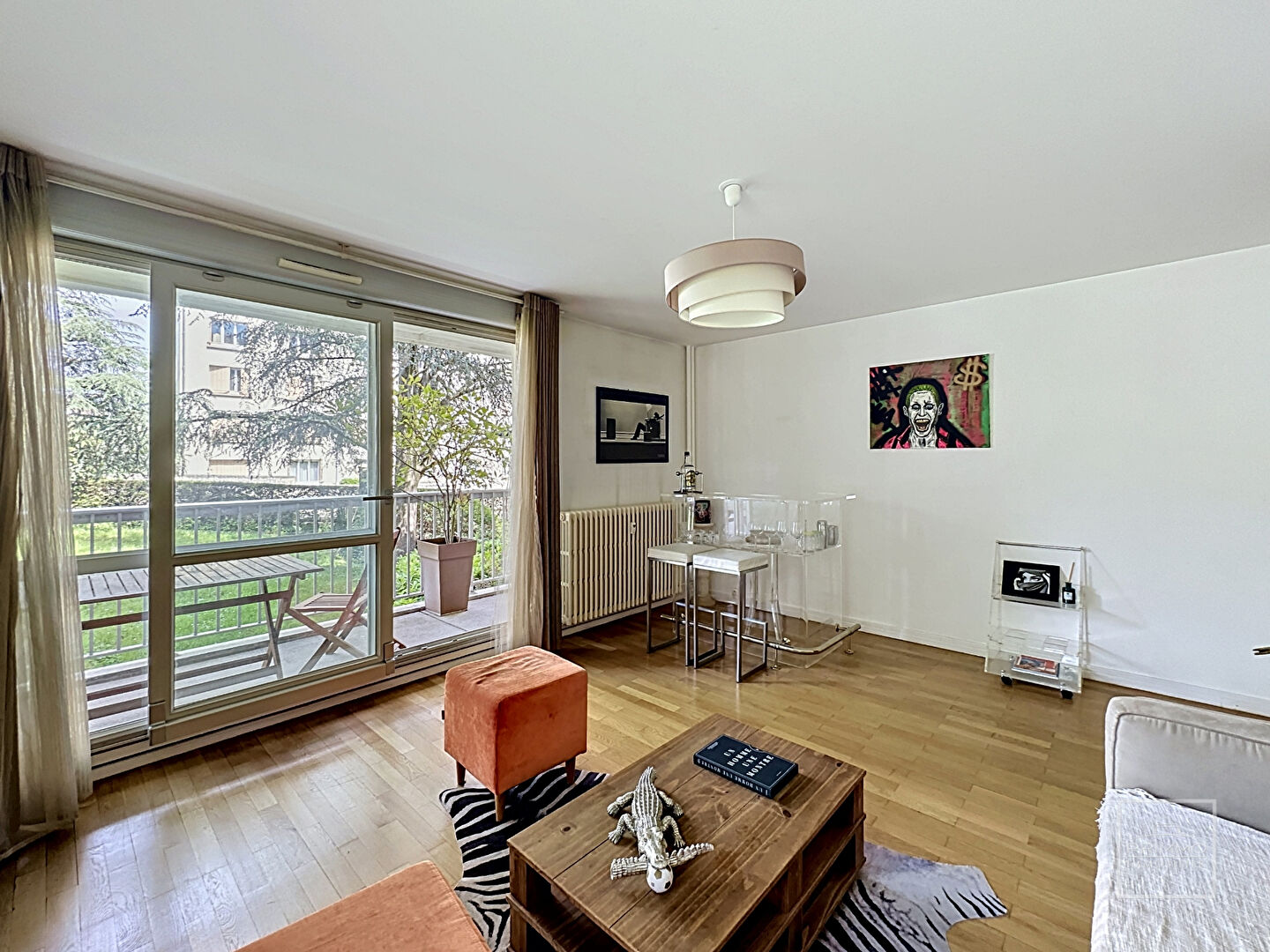 Saint Rambert,  dans un parc au calme, Appartement T3 de 75m² avec balcon de 32m²
