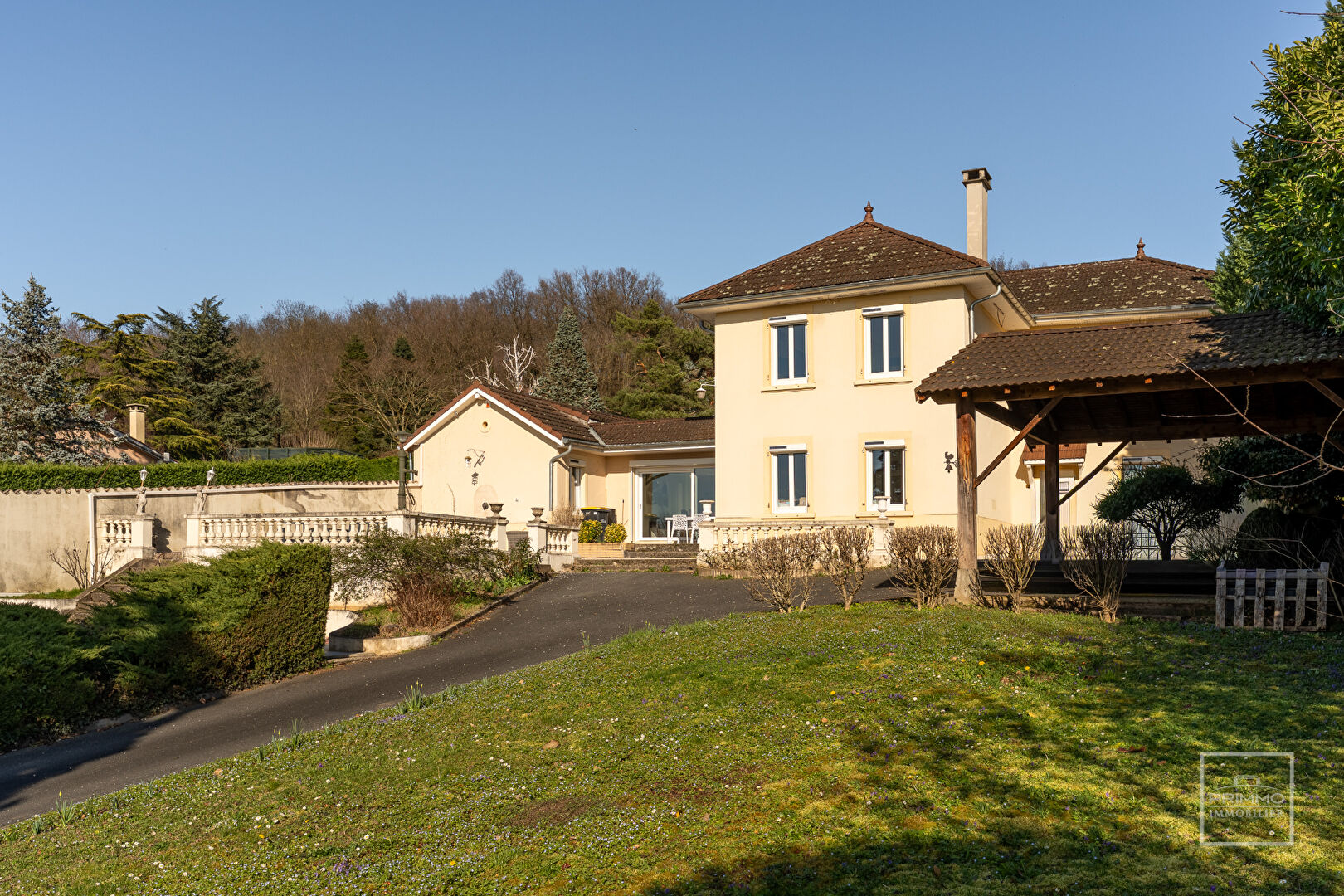 MAISON BOURGEOISE, VUE PANORAMIQUE, 300m², JARDIN & PISCINE