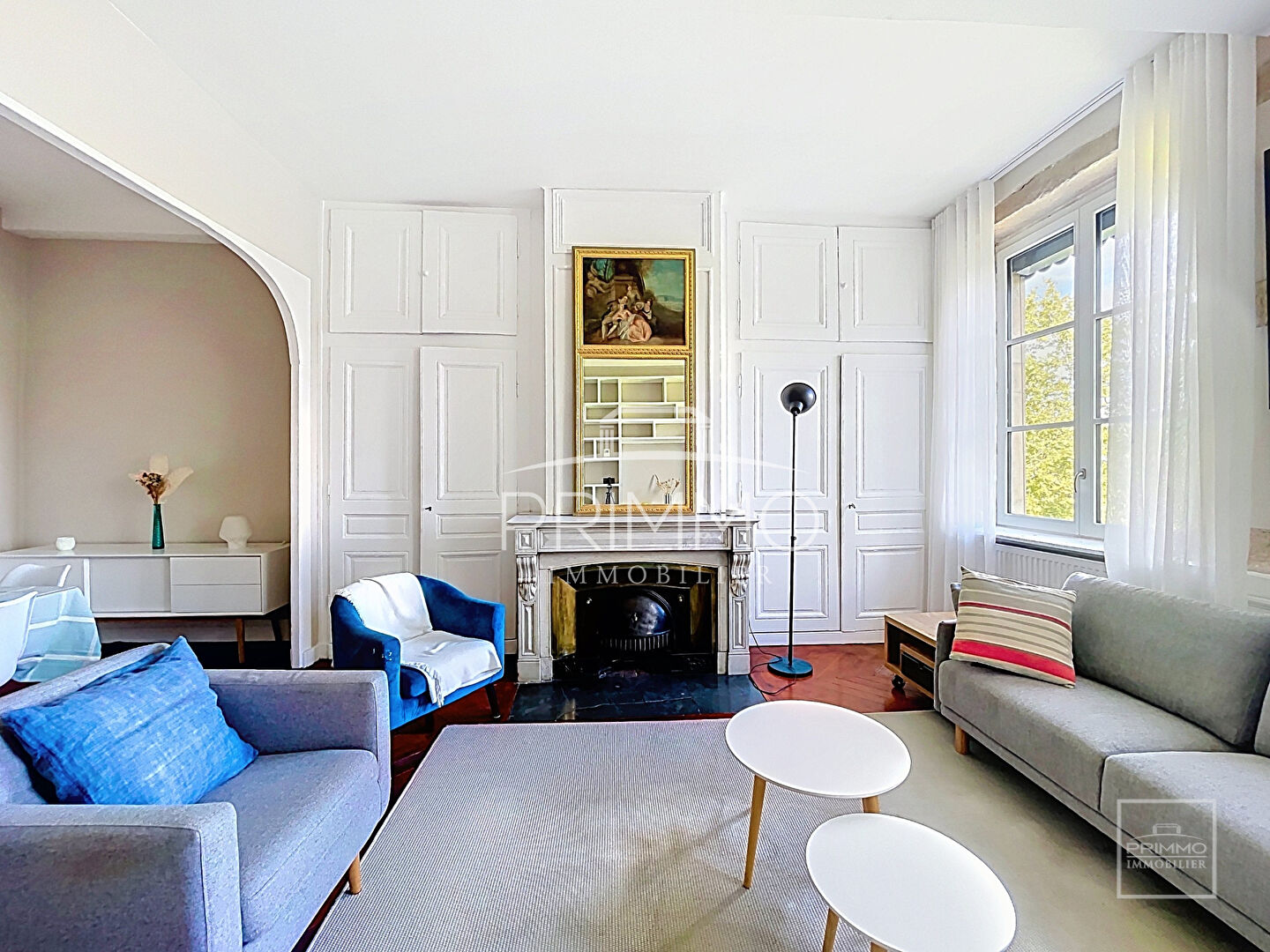 LYON 4E – APPARTEMENT FAMILIAL DE 148 M² – VUE DÉGAGÉE SUR LE RHÔNE ET LE PARC – CHARME DE L&rsquo;ANCIEN