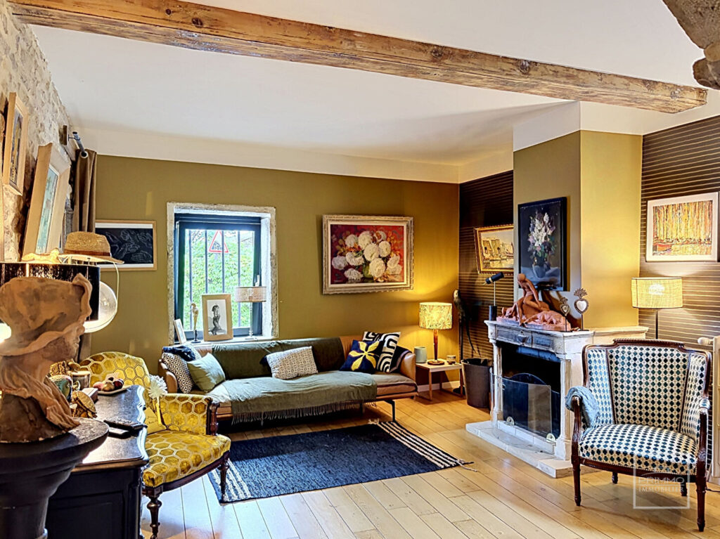 SAINT DIDIER AU MONT D’OR, Maison en pierre du XIXè rénovée en 2021 d’environ 130m².